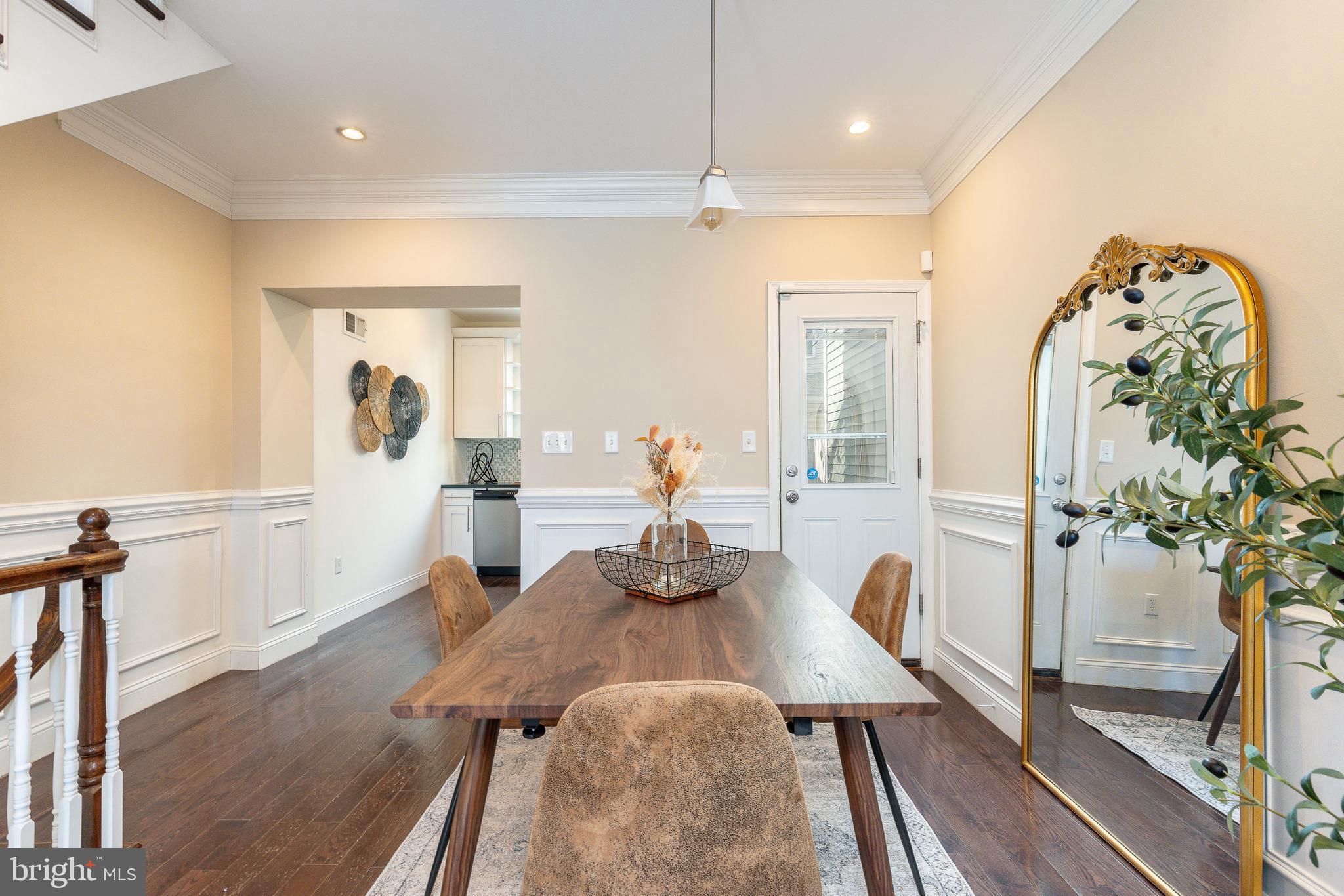 FAIRMOUNT - Residential