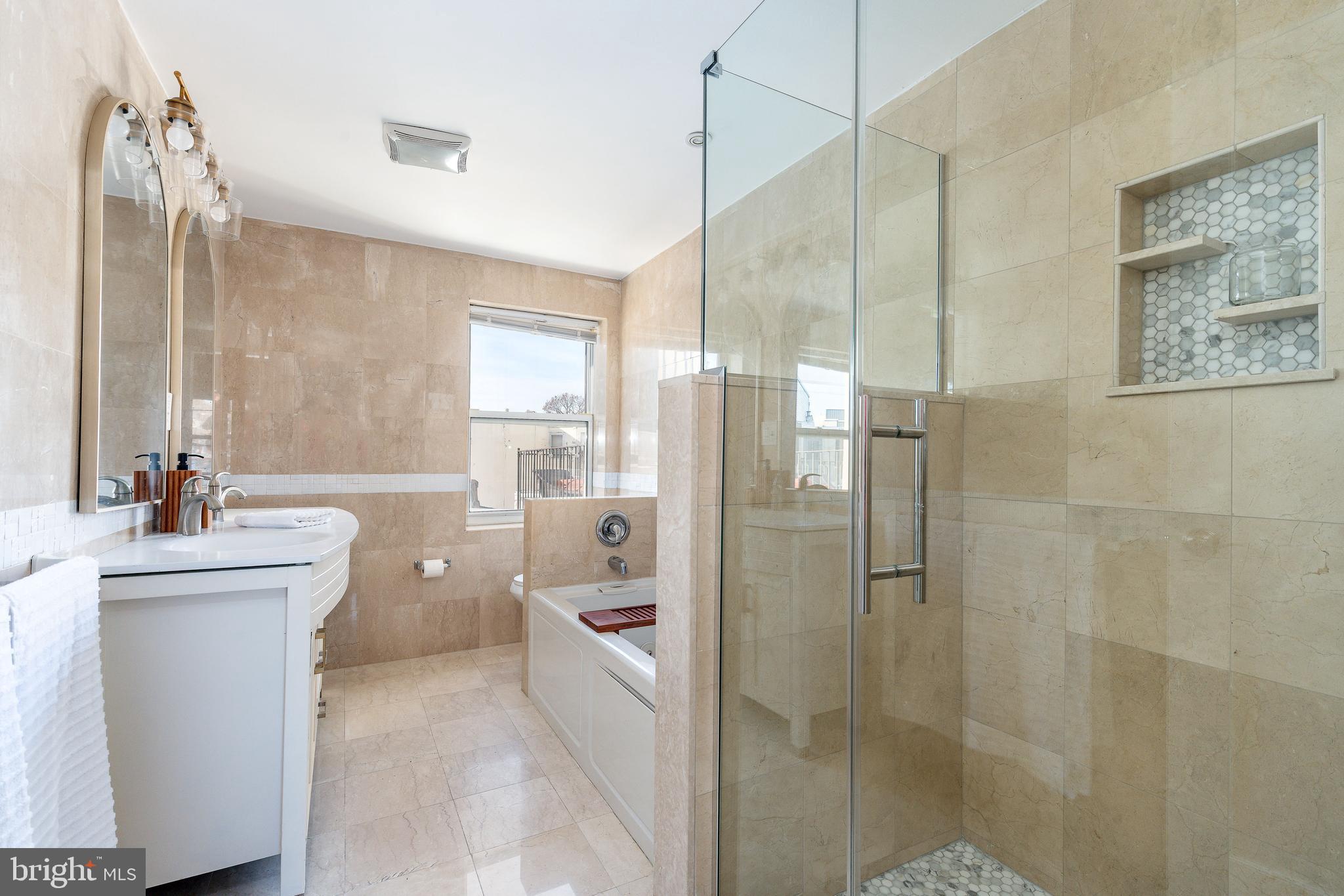 FAIRMOUNT - Residential