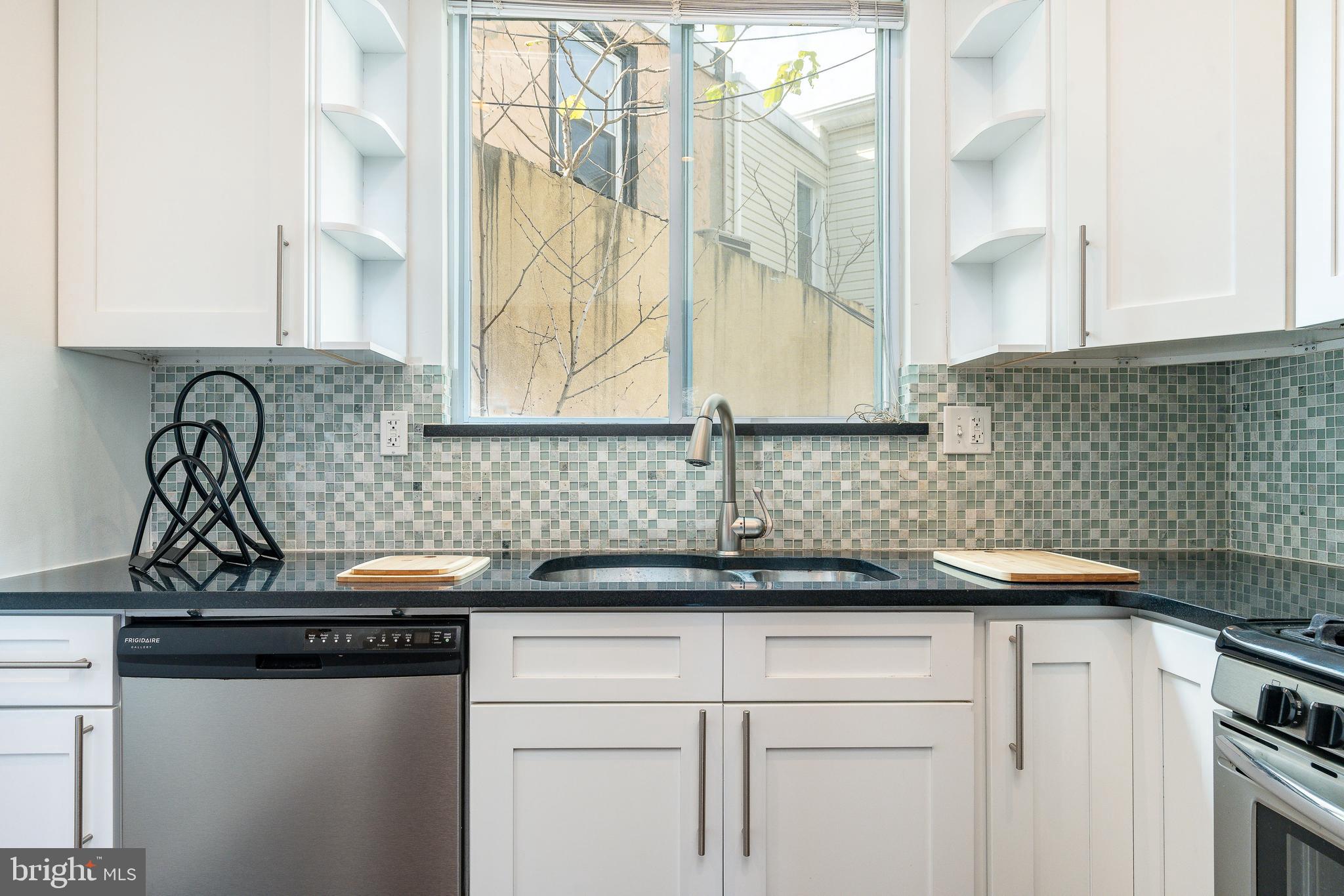 FAIRMOUNT - Residential