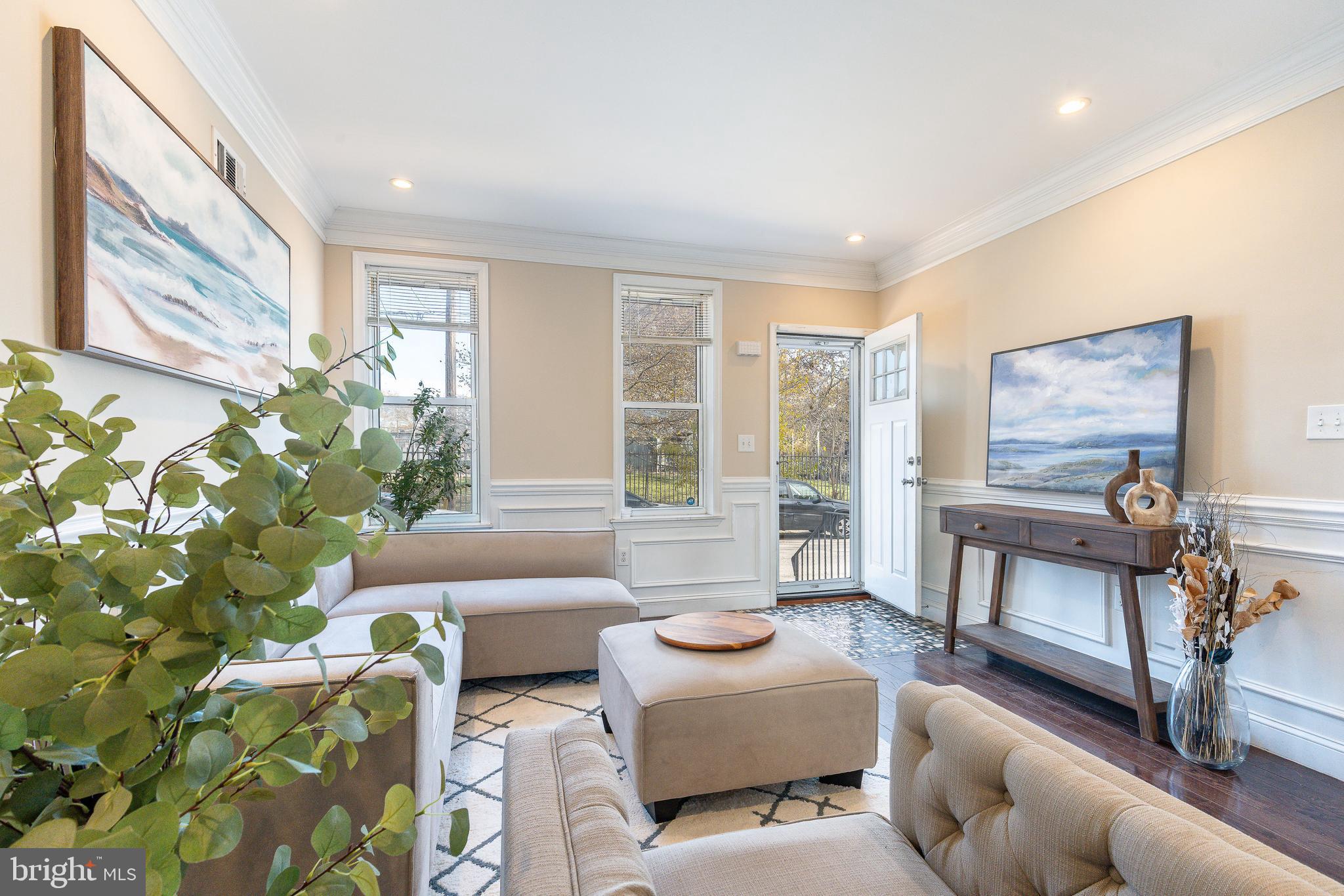 FAIRMOUNT - Residential