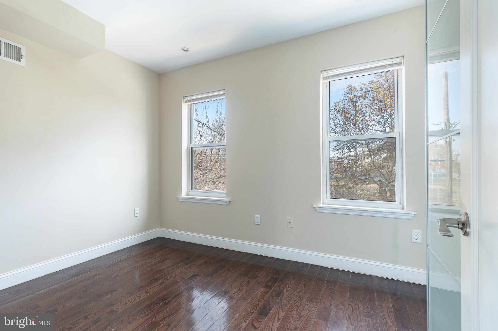 FAIRMOUNT - Residential