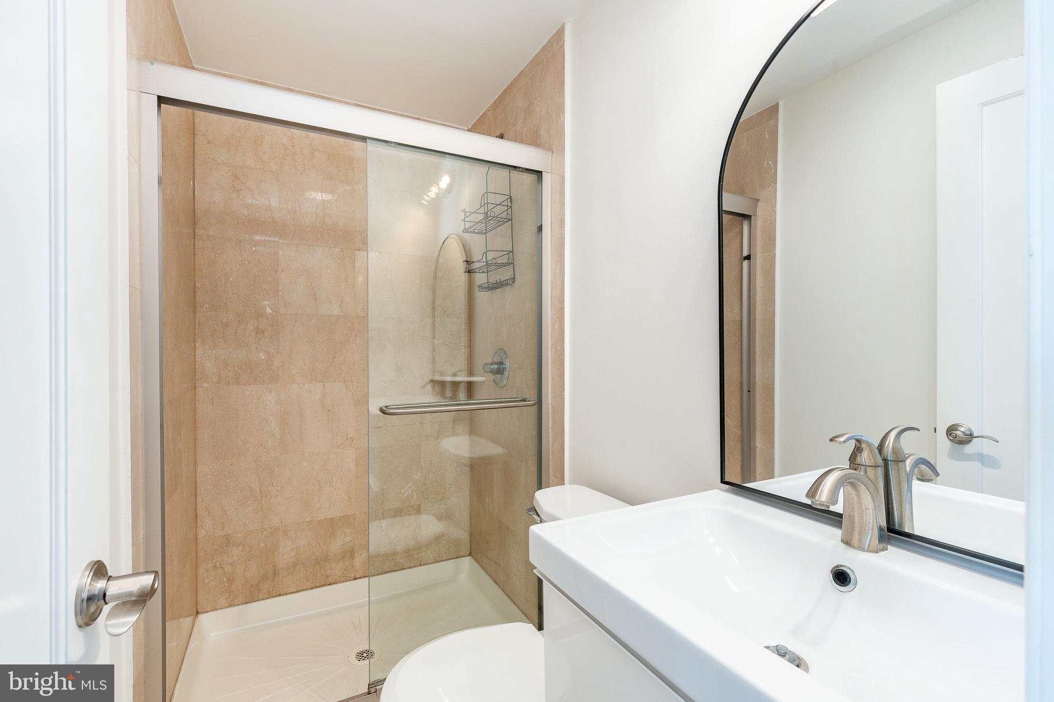 FAIRMOUNT - Residential