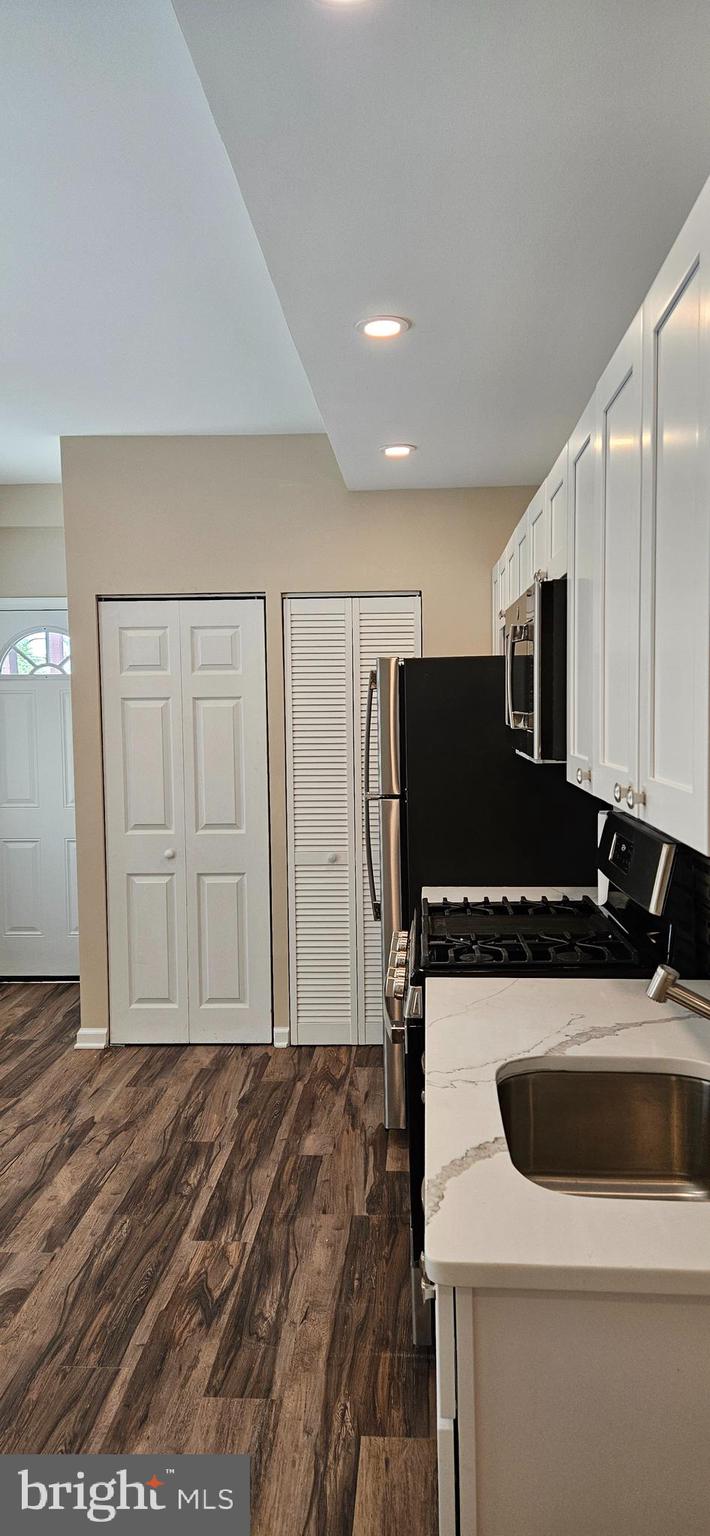 2016 1ST STREET NW 2