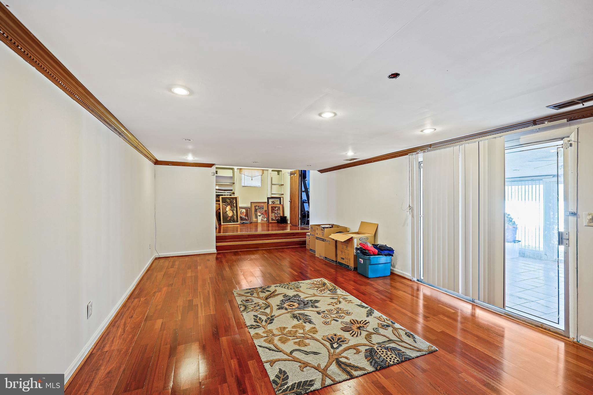 PIKESWOOD - Residential