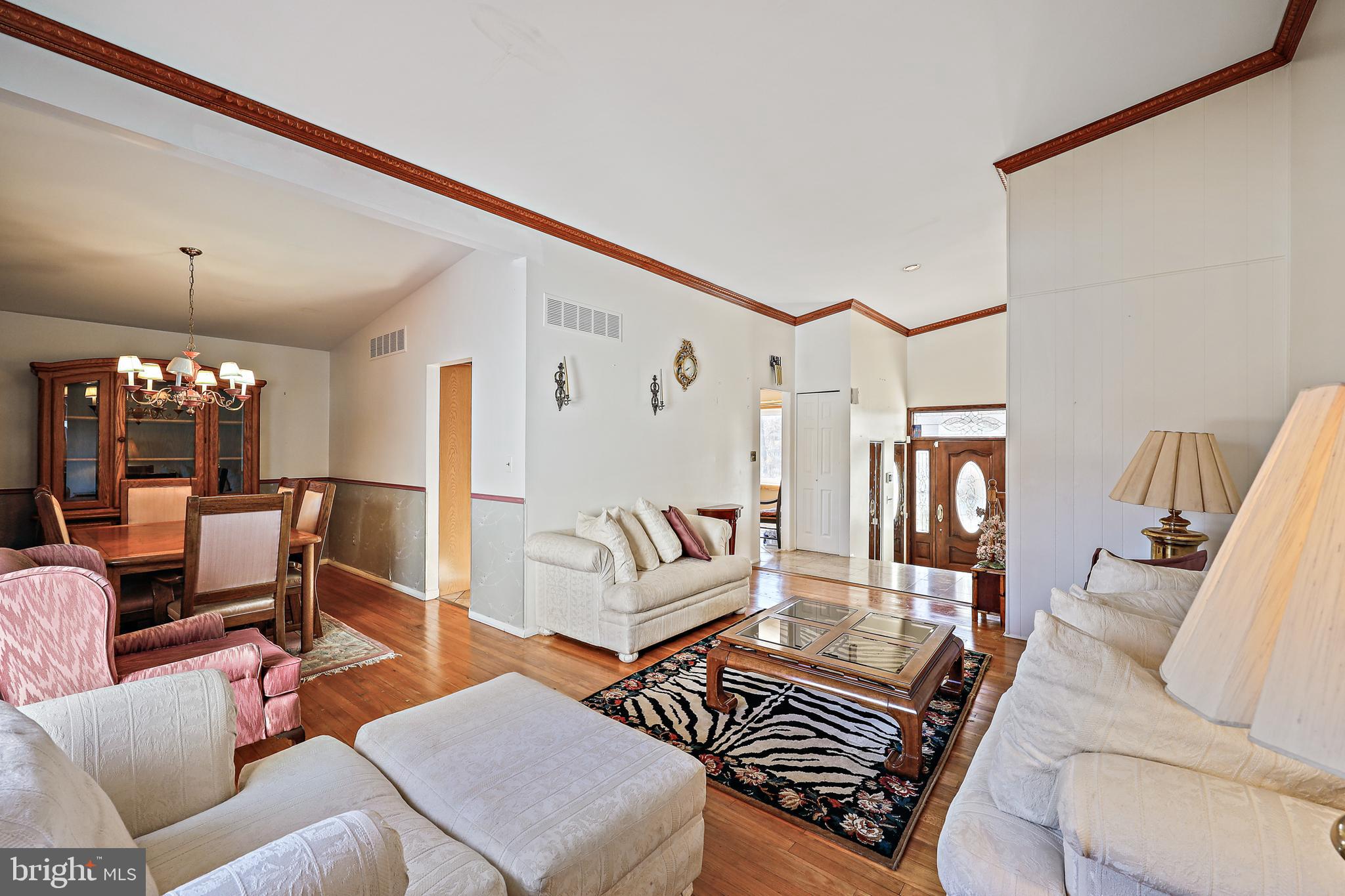 PIKESWOOD - Residential