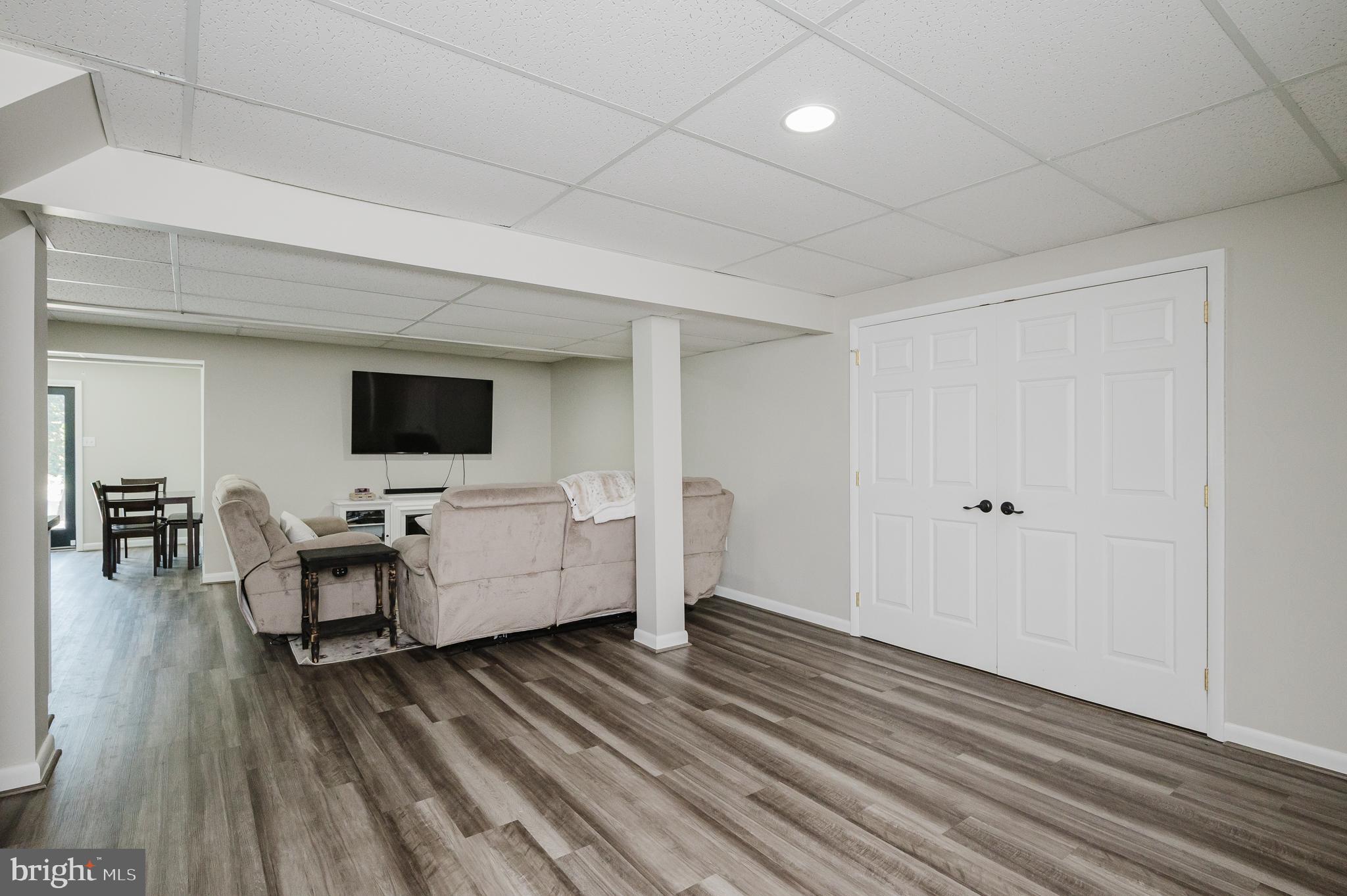 ROOP ROAD ESTATES - Residential