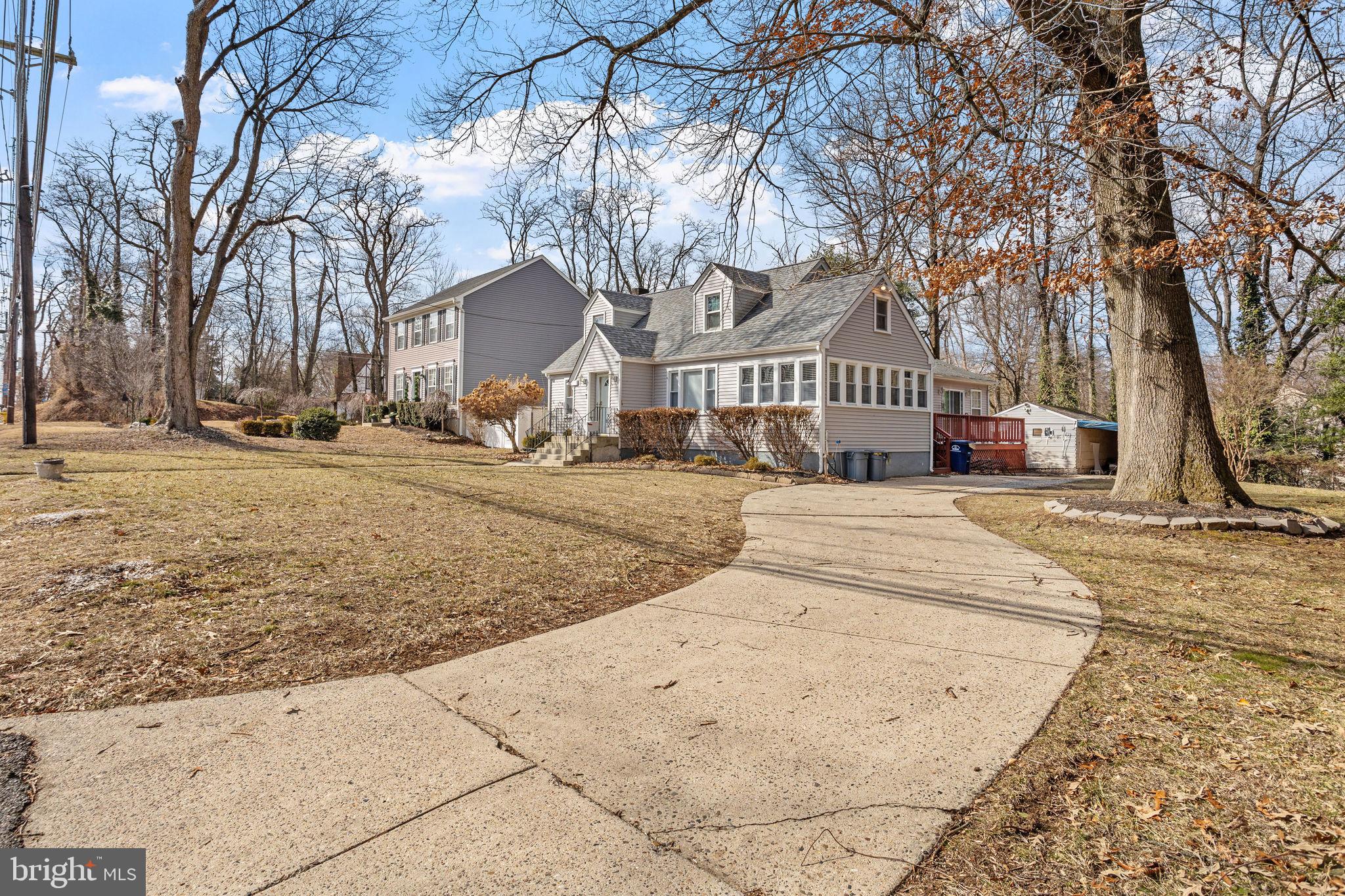 105 KINGS HIGHWAY