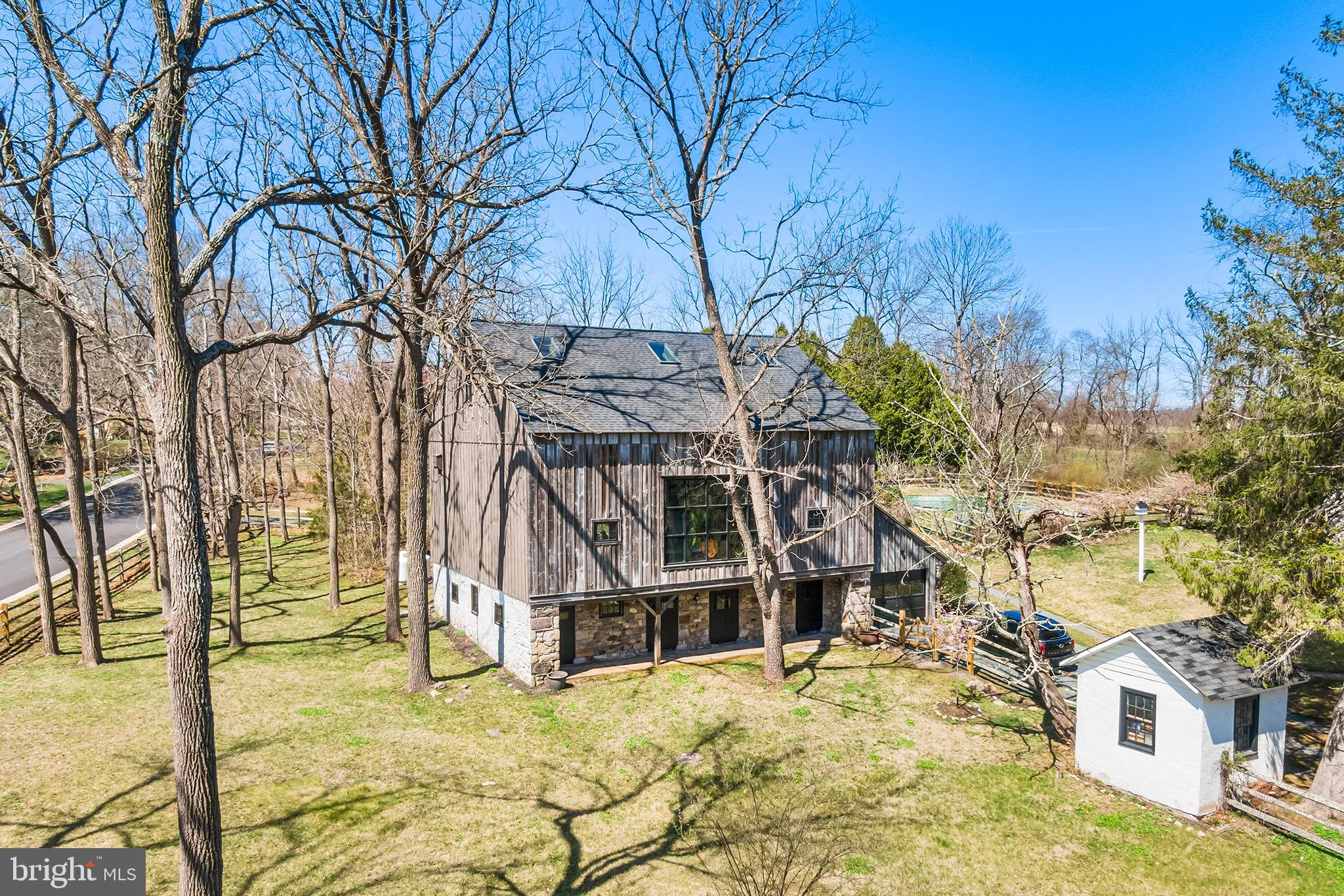 Phoenixville, Pennsylvania 19460, United States, 4 Bedrooms Bedrooms, ,3 BathroomsBathrooms,Residential,Contingent,82726