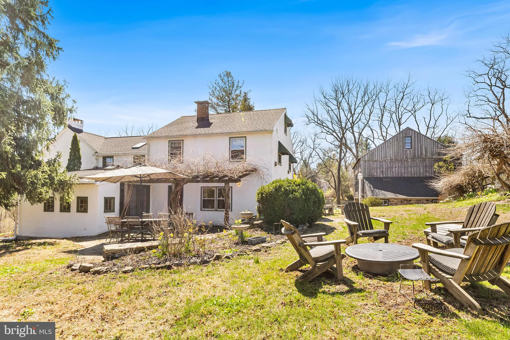 Phoenixville, Pennsylvania 19460, United States, 4 Bedrooms Bedrooms, ,3 BathroomsBathrooms,Residential,Contingent,82726