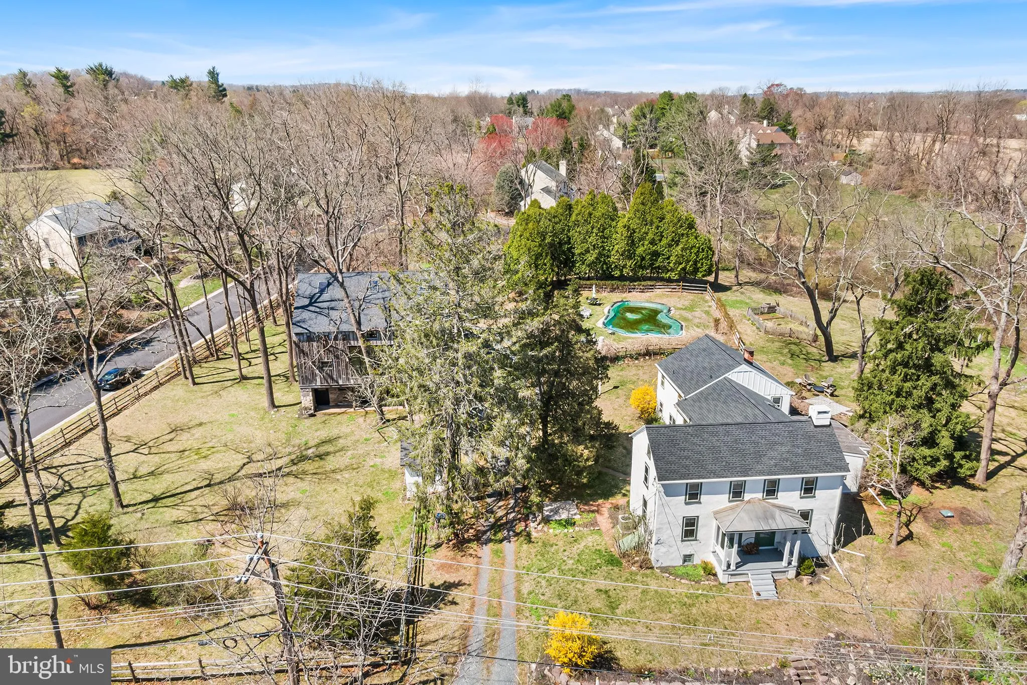 Phoenixville, Pennsylvania 19460, United States, 4 Bedrooms Bedrooms, ,3 BathroomsBathrooms,Residential,Contingent,82726