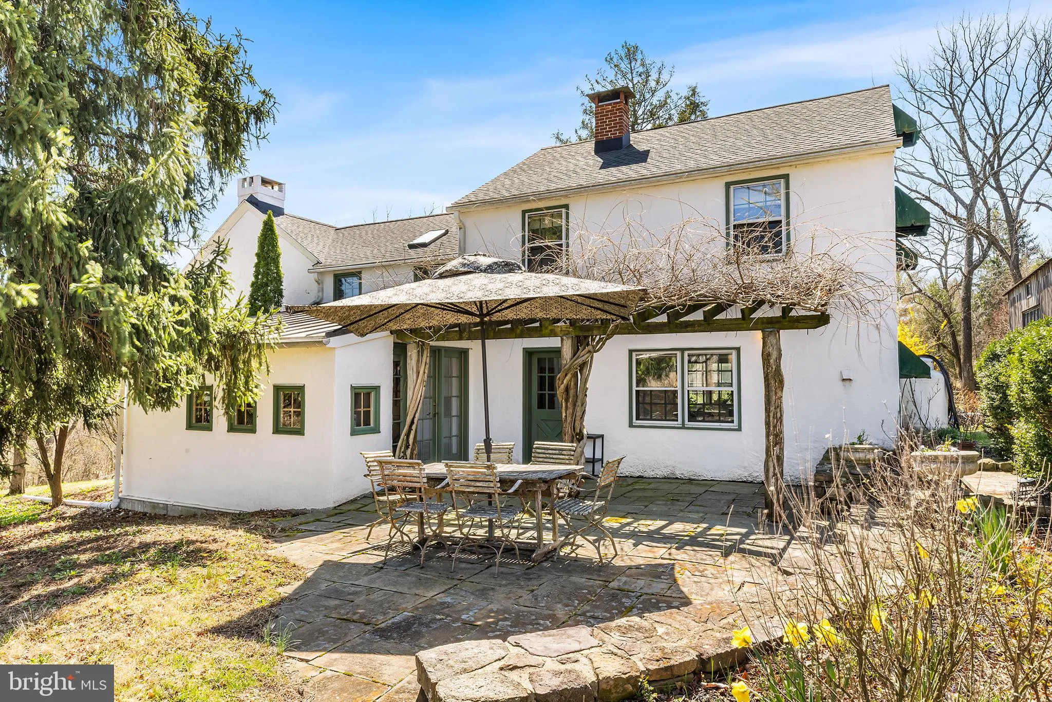 Phoenixville, Pennsylvania 19460, United States, 4 Bedrooms Bedrooms, ,3 BathroomsBathrooms,Residential,Contingent,82726