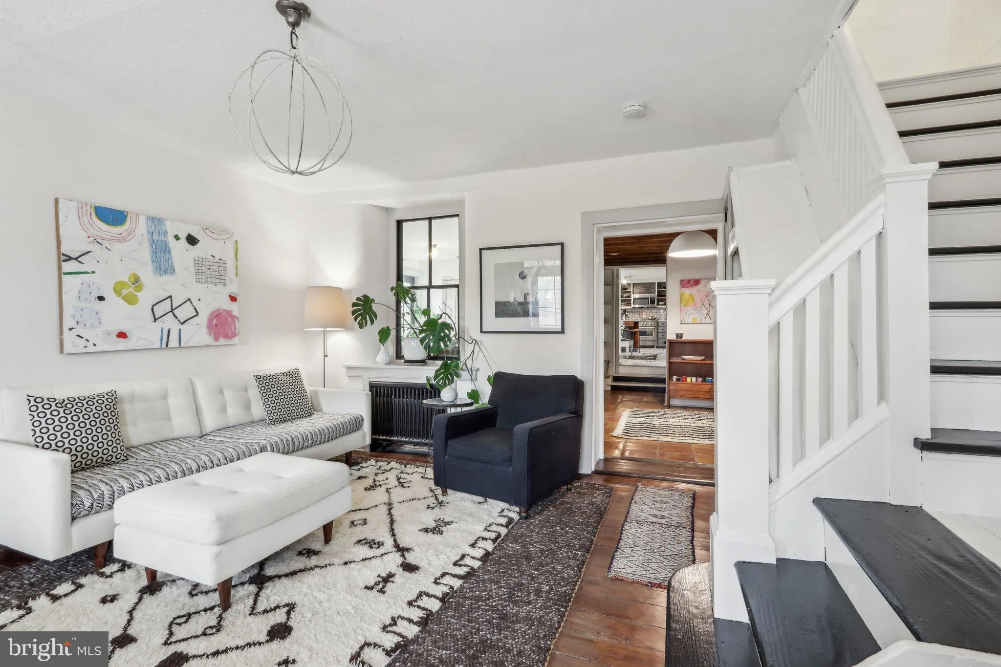 Phoenixville, Pennsylvania 19460, United States, 4 Bedrooms Bedrooms, ,3 BathroomsBathrooms,Residential,Contingent,82726