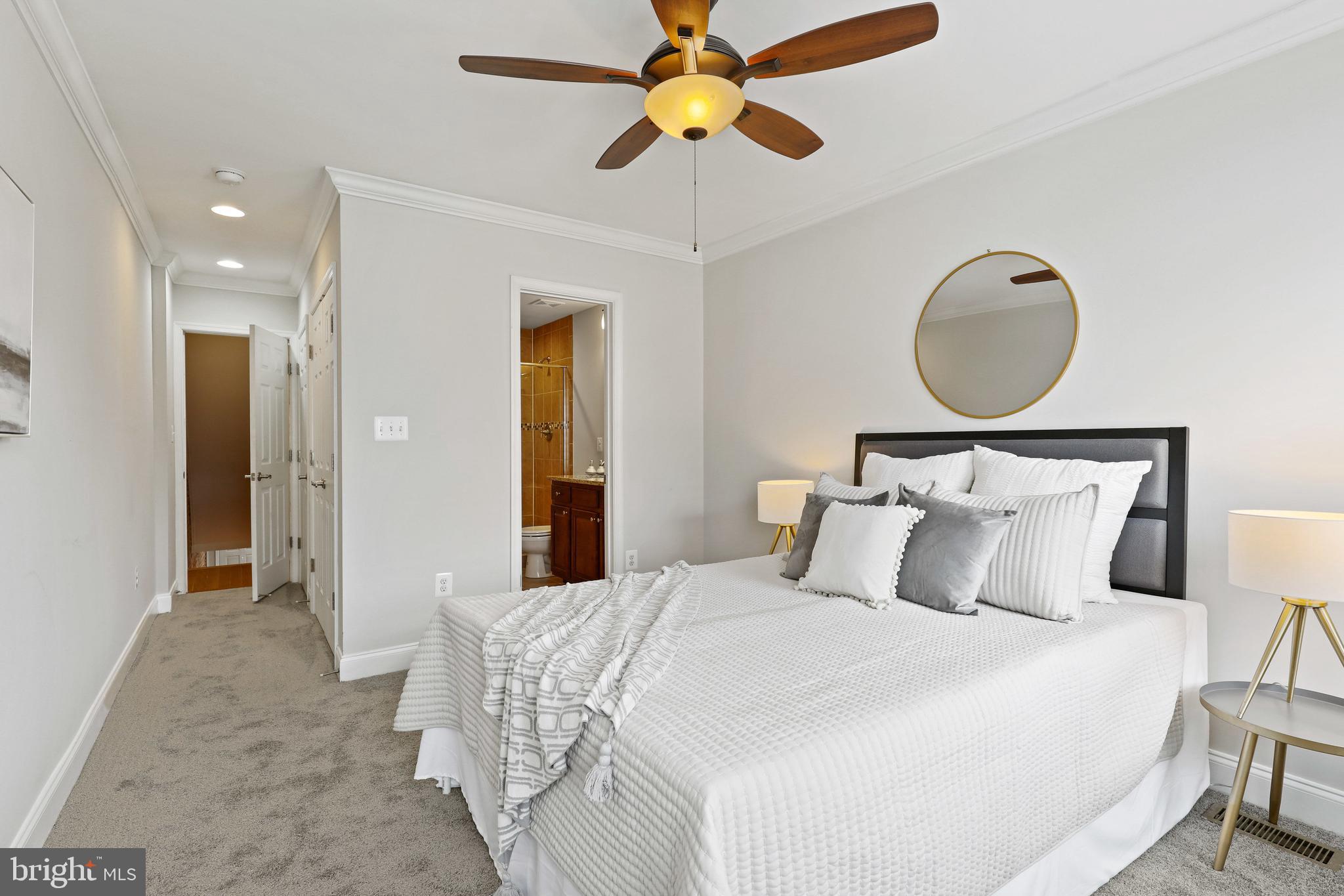 LOCUST POINT - Residential