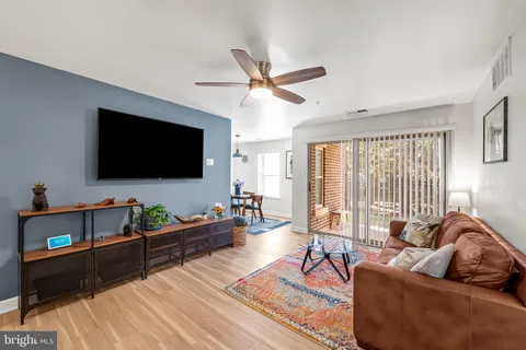7908 Pearlbush Drive Unit 103, Gaithersburg, MD 20879 - MLS#: MDMC2168252