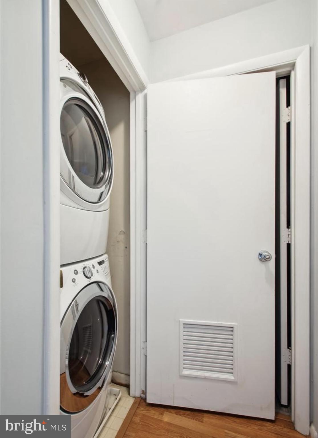 ANNAPOLIS OVERLOOK - Residential