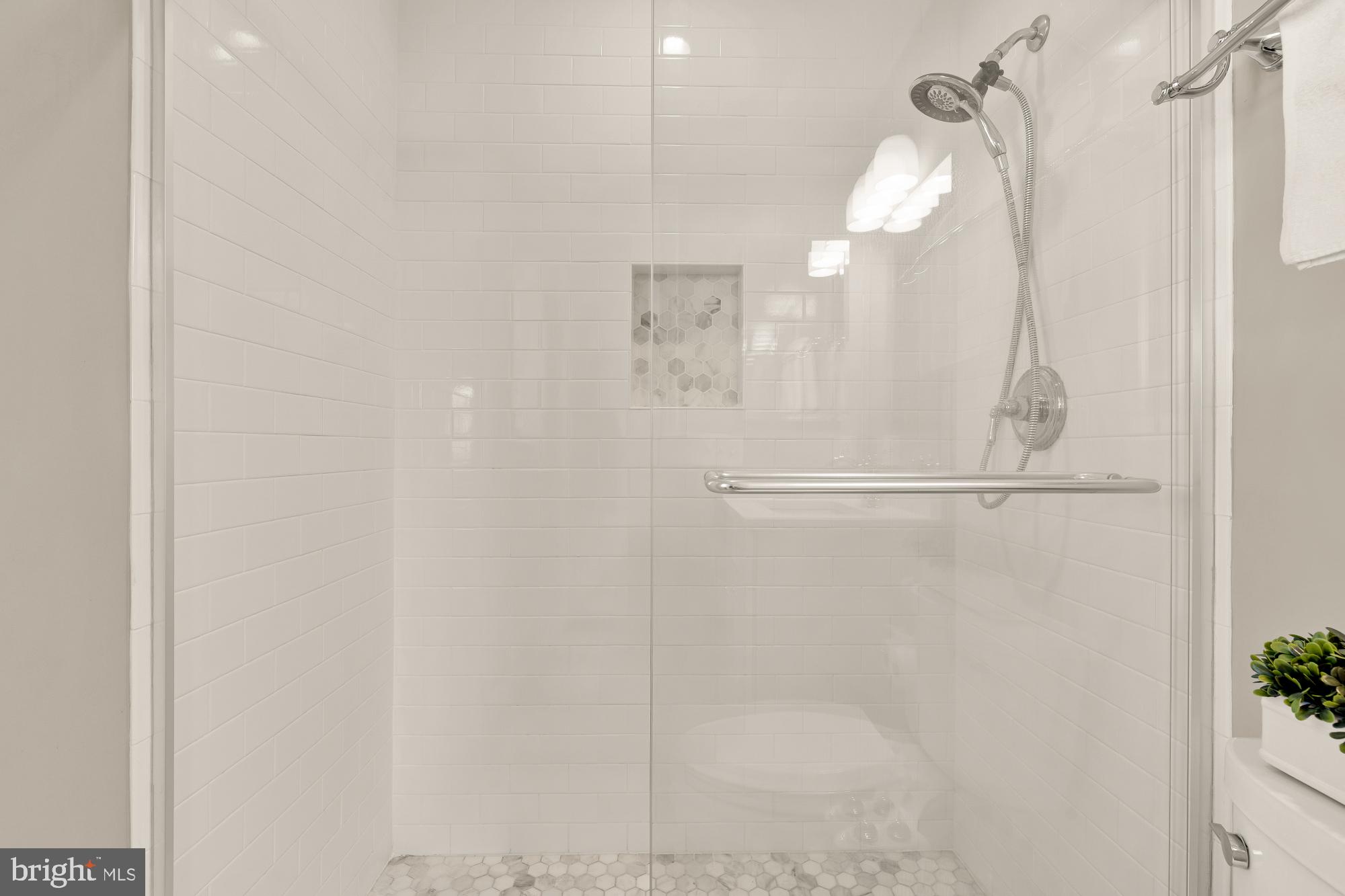 BYEFORDE - Residential