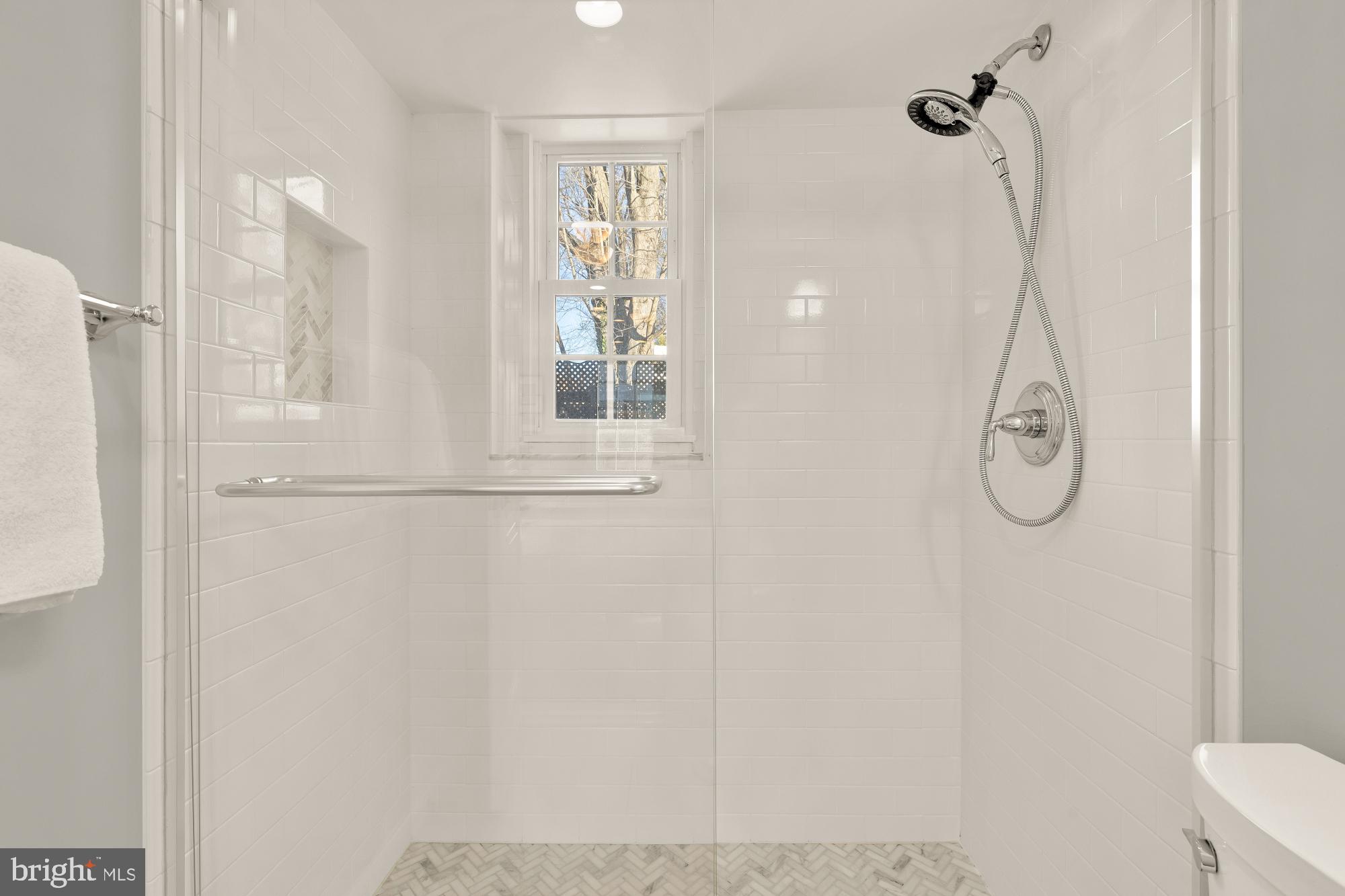 BYEFORDE - Residential