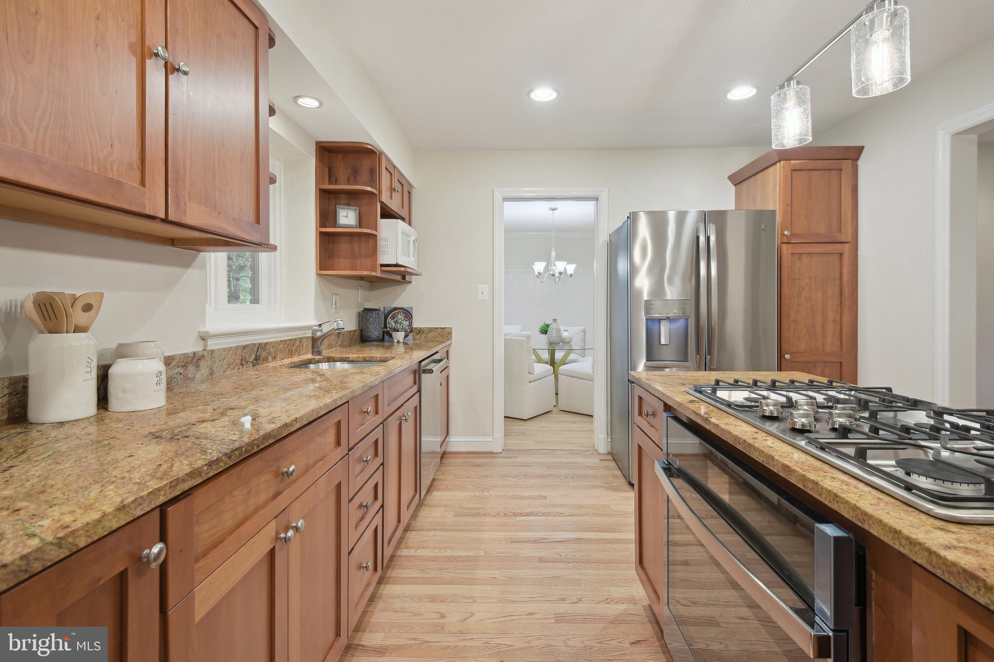 PINEVIEW - Residential