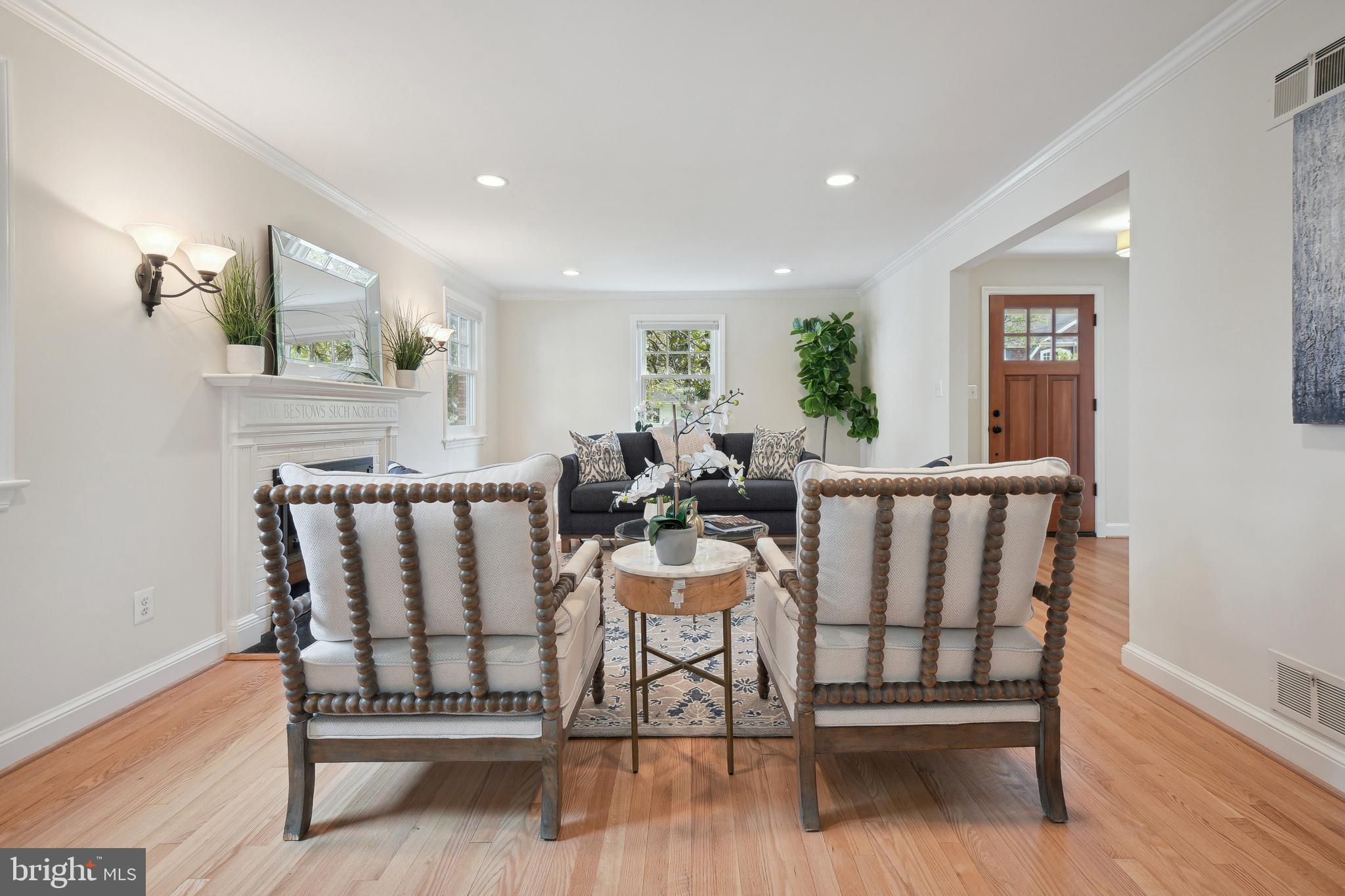 PINEVIEW - Residential