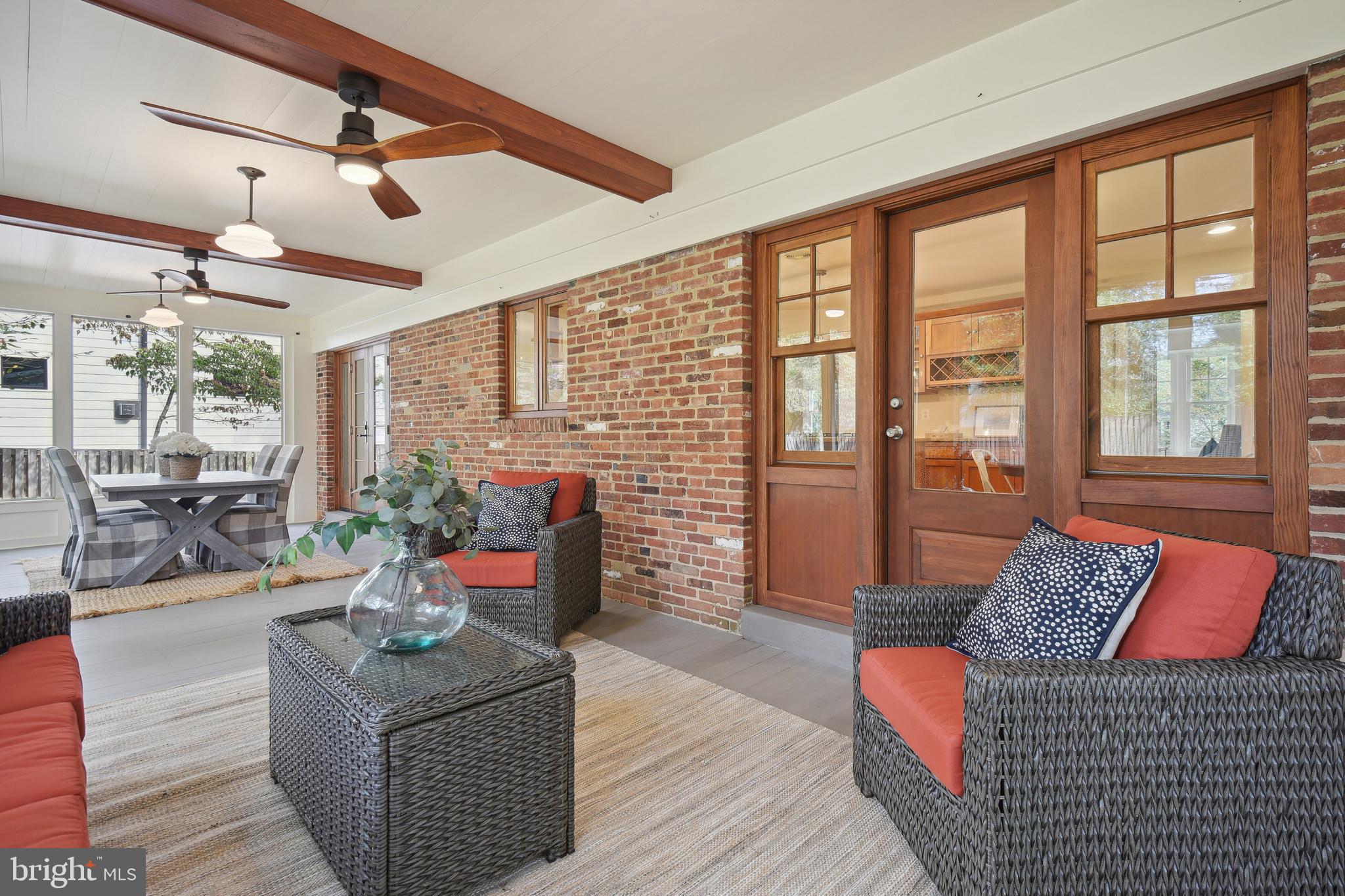 PINEVIEW - Residential