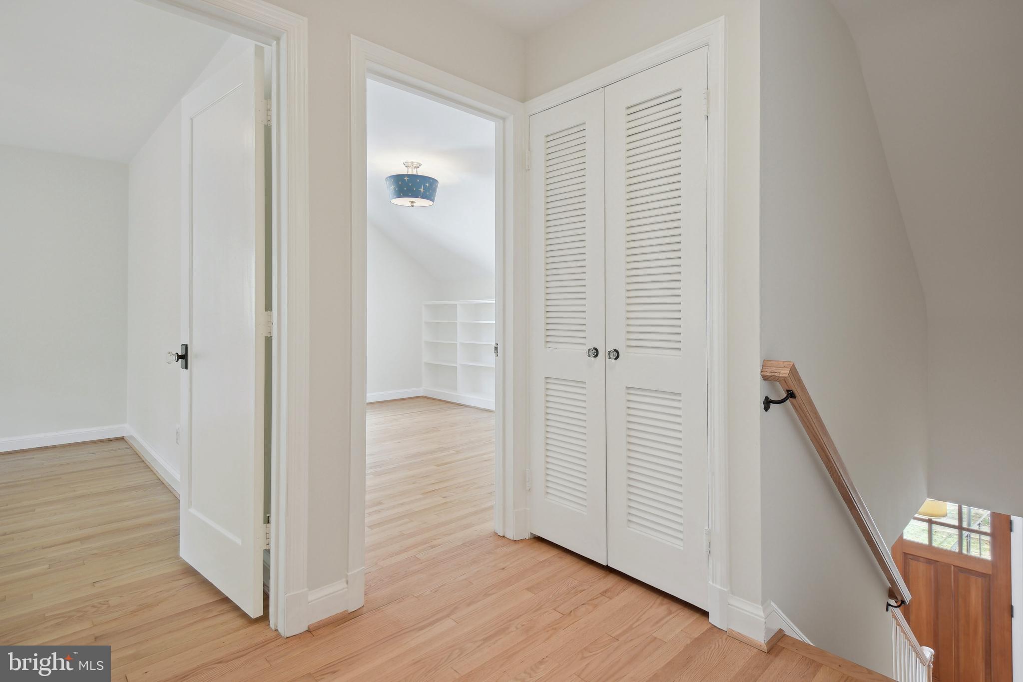 PINEVIEW - Residential