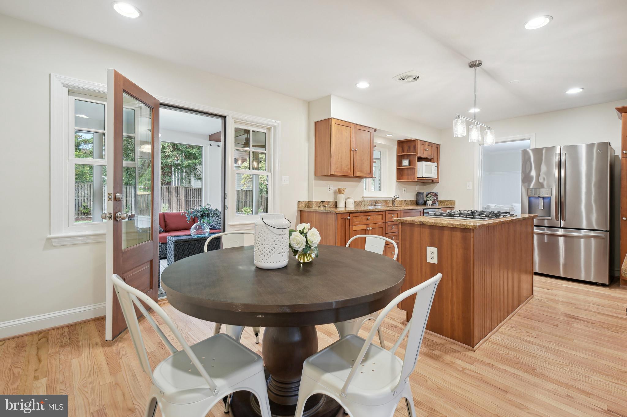 PINEVIEW - Residential