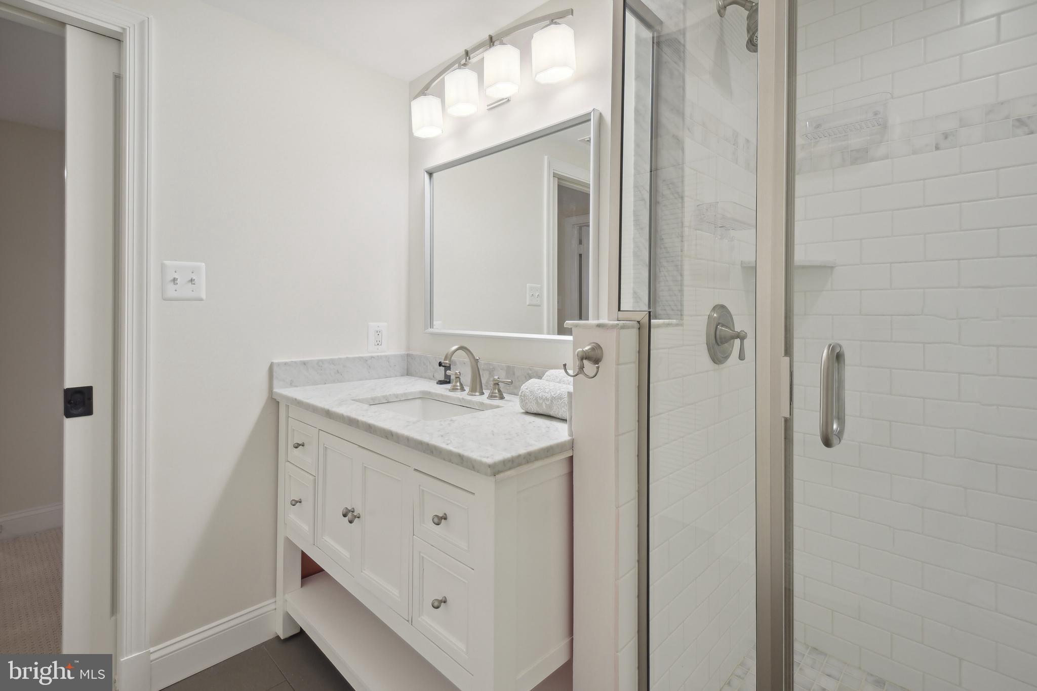 PINEVIEW - Residential