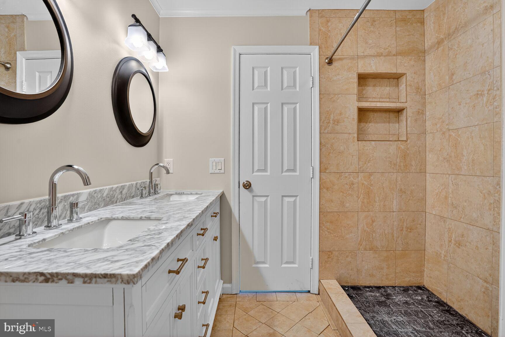 NORTH HART RUN - Residential Lease