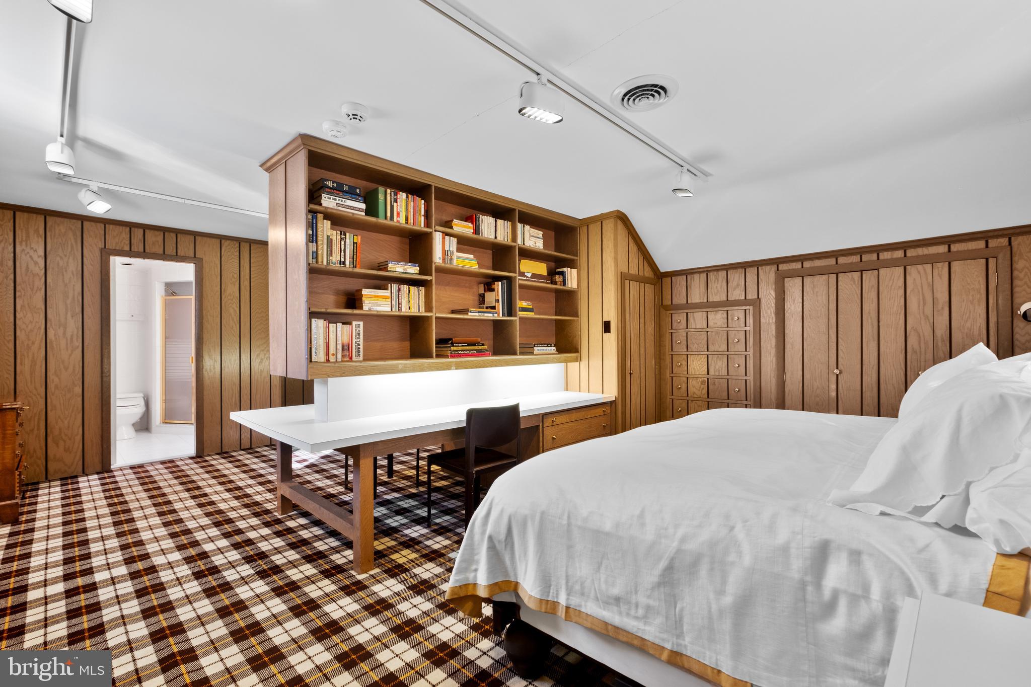 PENN VALLEY - Residential