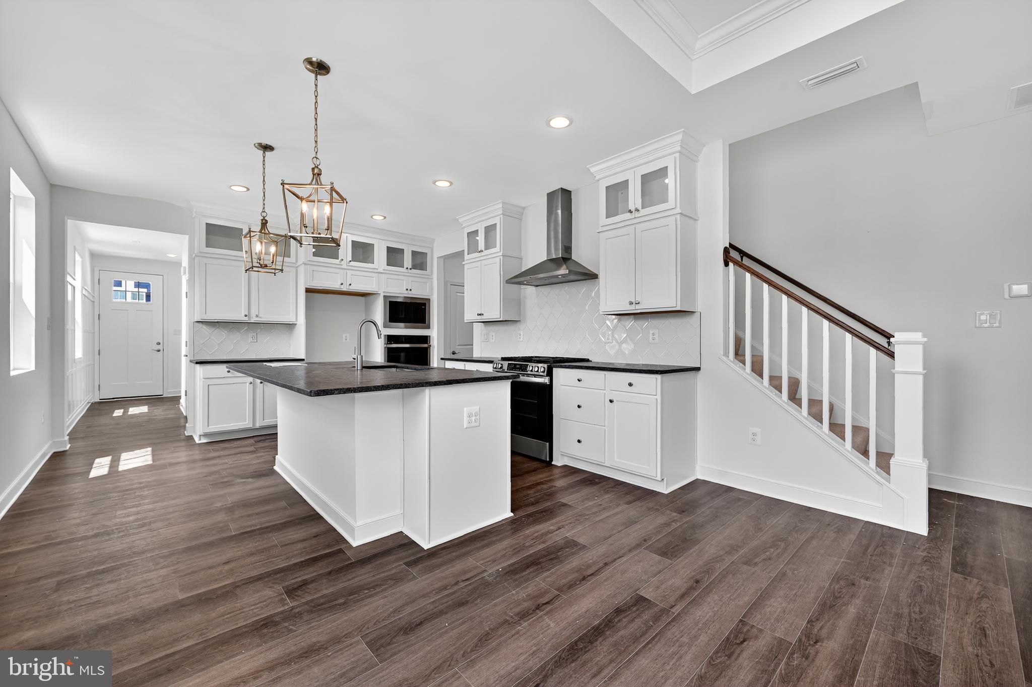 20412 SPYGLASS CIRCLE