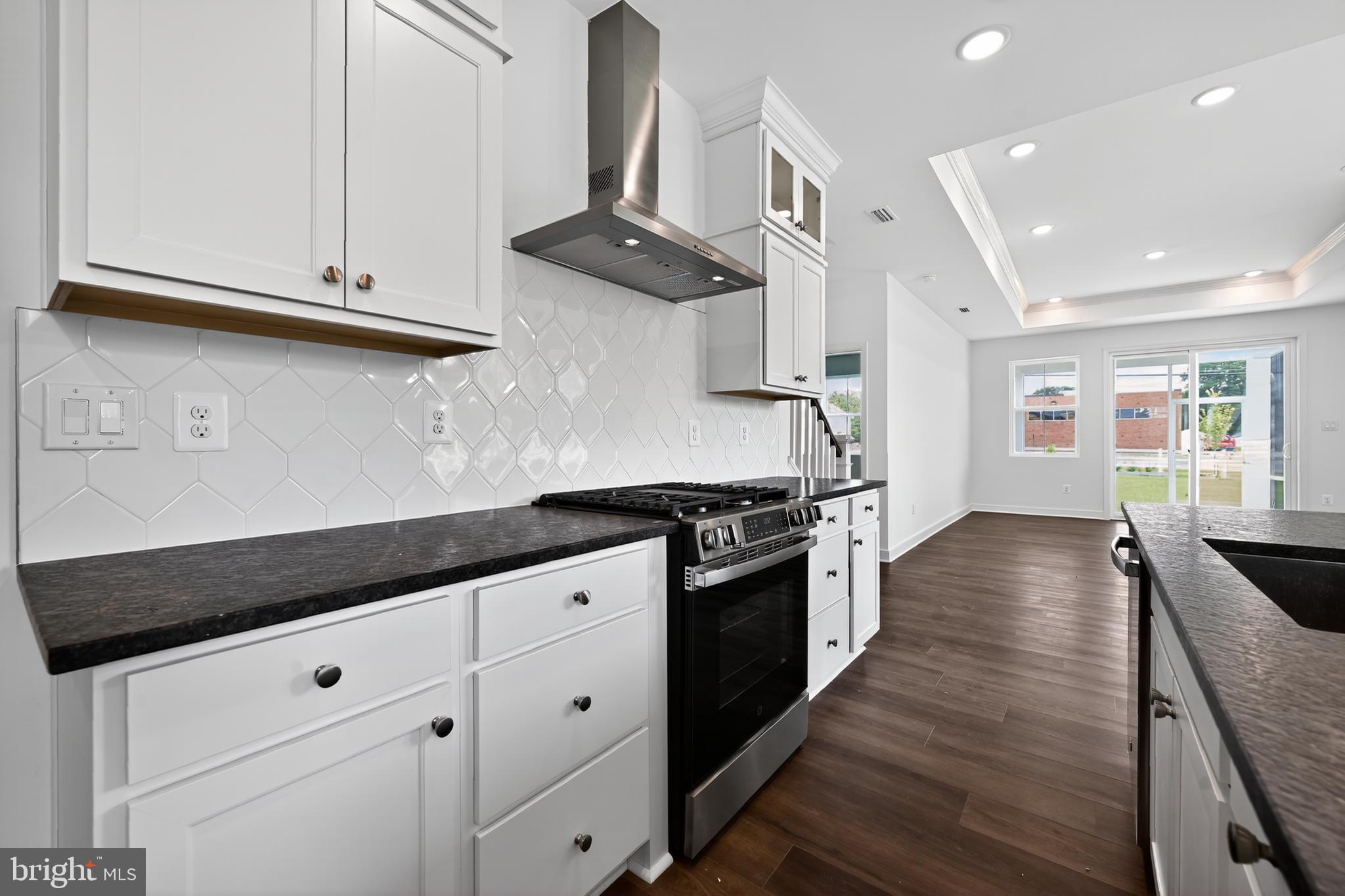 20412 SPYGLASS CIRCLE