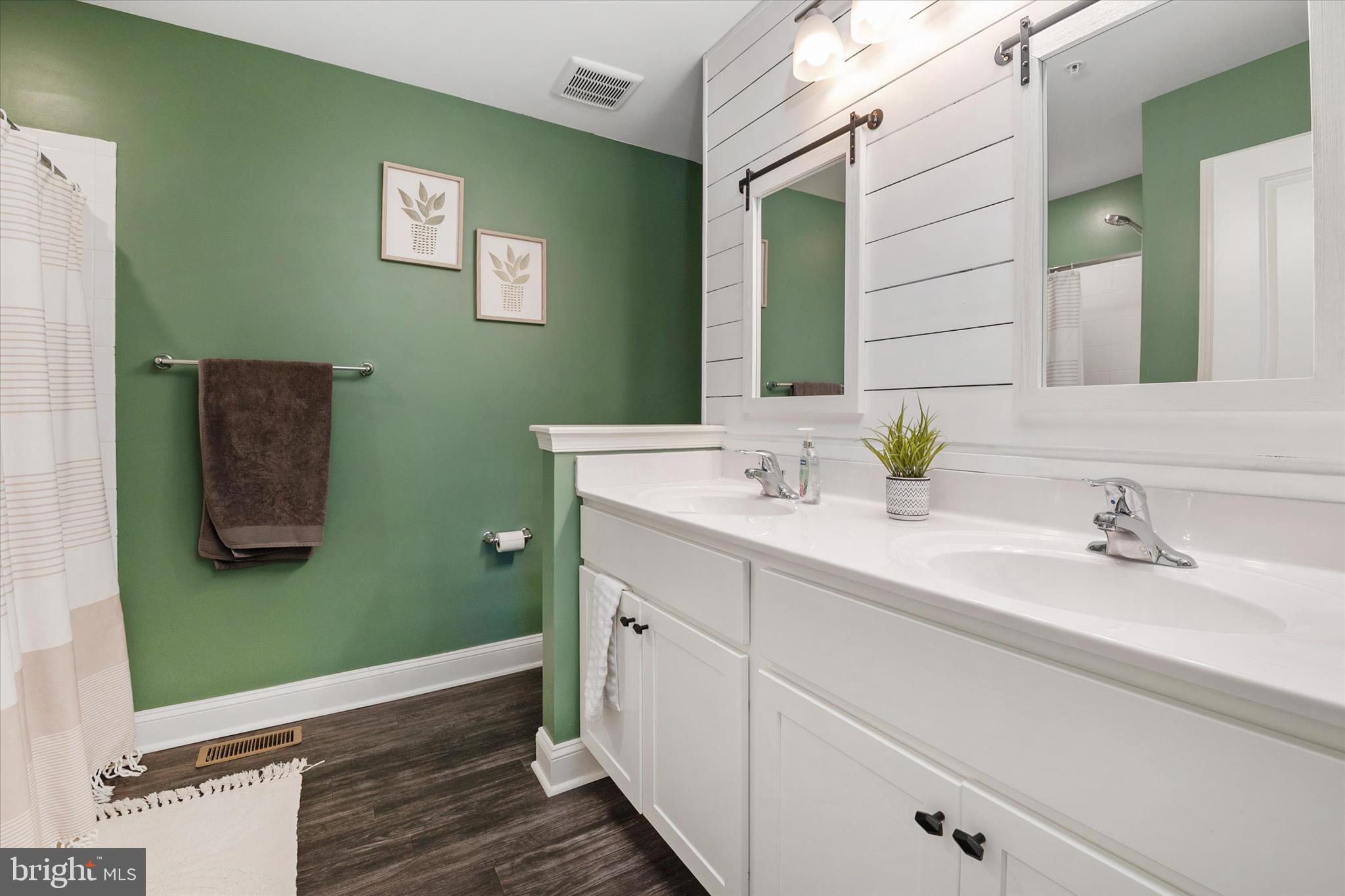 THE GARDENS - Residential