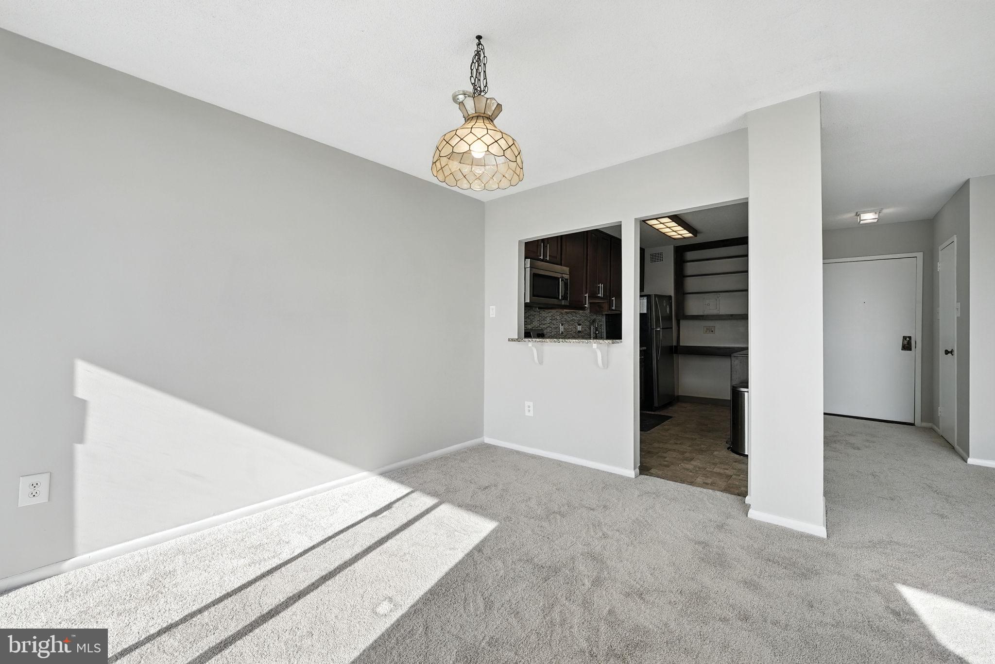 HUNTING CREEK CLUB CONDOMINIUMS - Residential