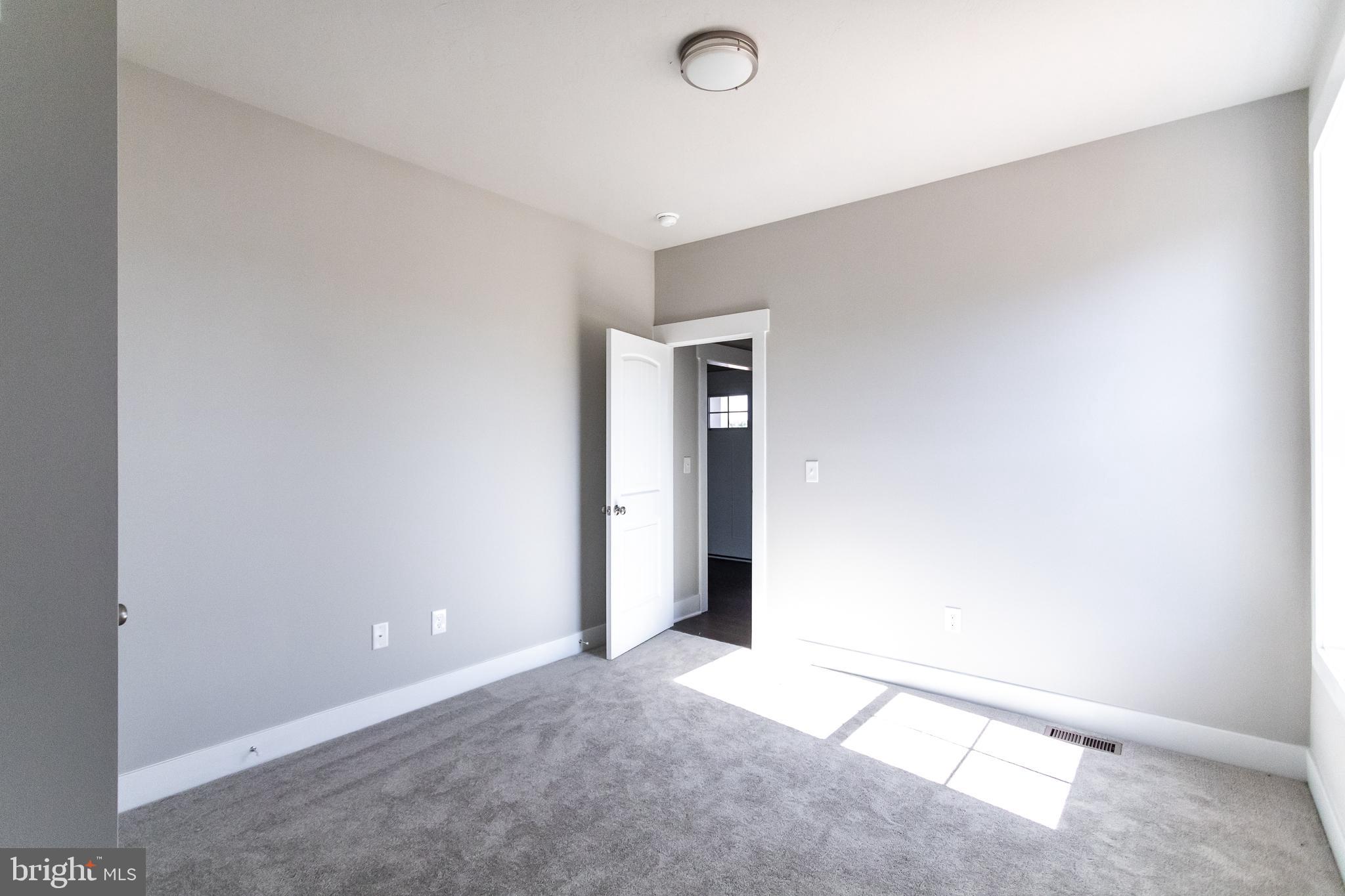 SALEM OVERLOOK - Residential