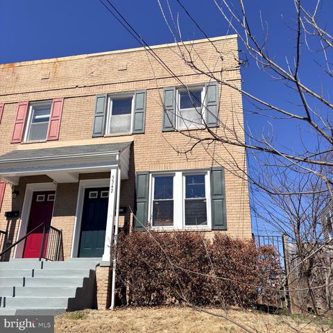 5342 AMES STREET NE WASHINGTON DC 20019