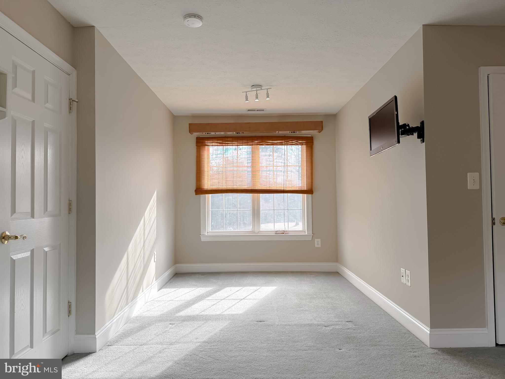 ARROWHEAD - Residential