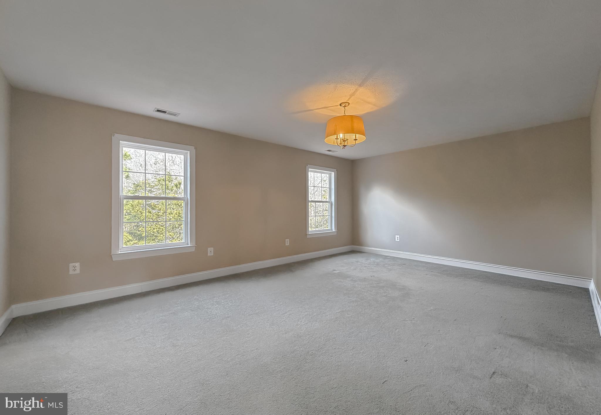 ARROWHEAD - Residential