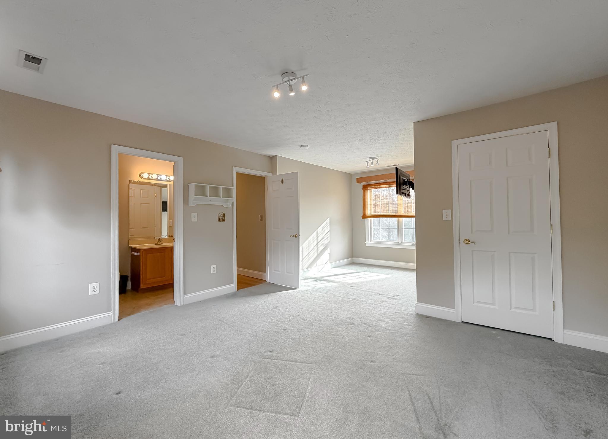 ARROWHEAD - Residential