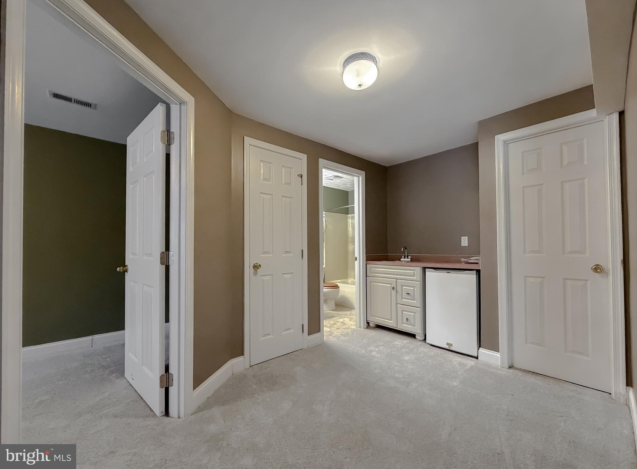 ARROWHEAD - Residential