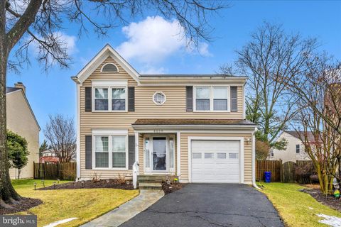 Photo of 6509 Old Coach Court, ALEXANDRIA, VA 22315 (MLS # VAFX2291370)