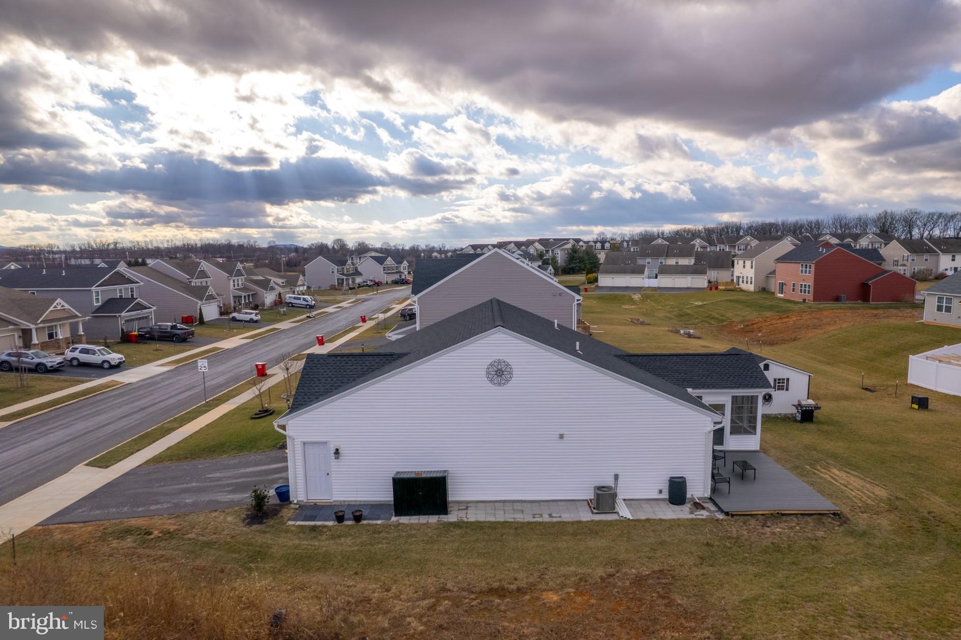 DEERFIELD - Residential