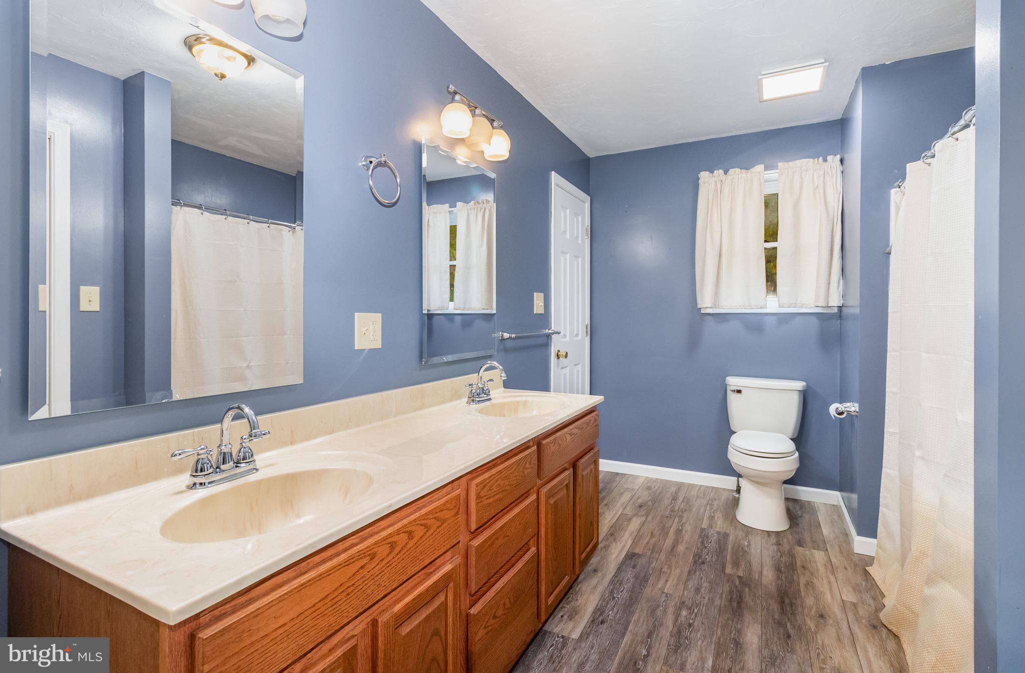 WALNUT GROVE ESTATES - Residential