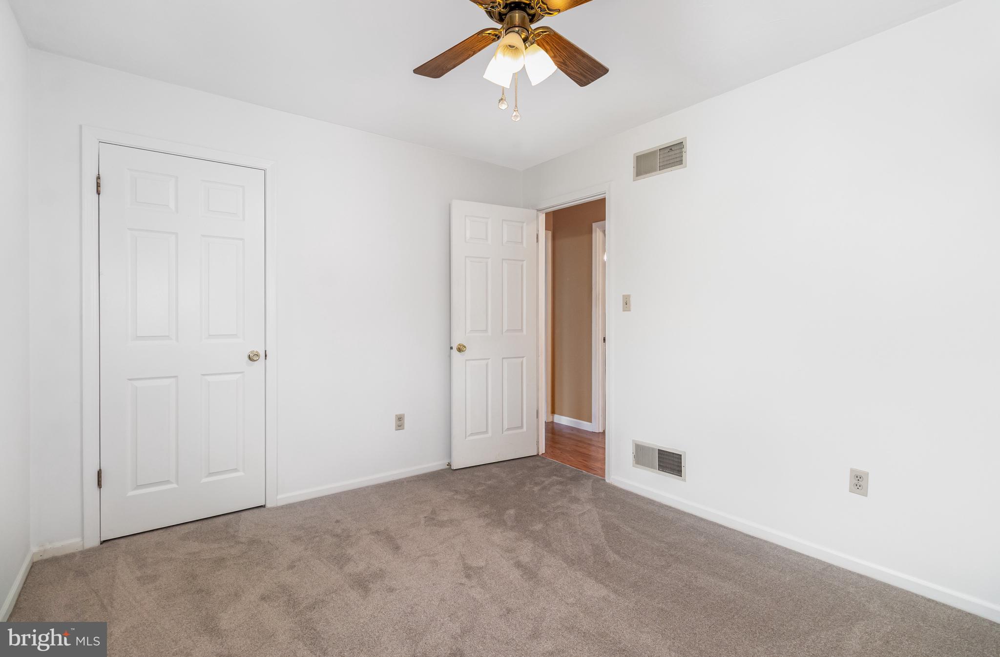 WALNUT GROVE ESTATES - Residential