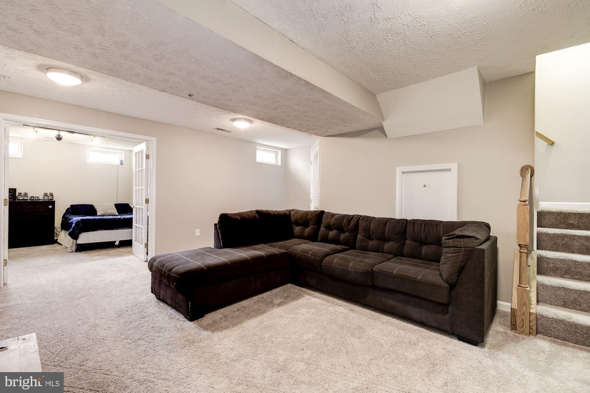 PINEY ORCHARD - Residential