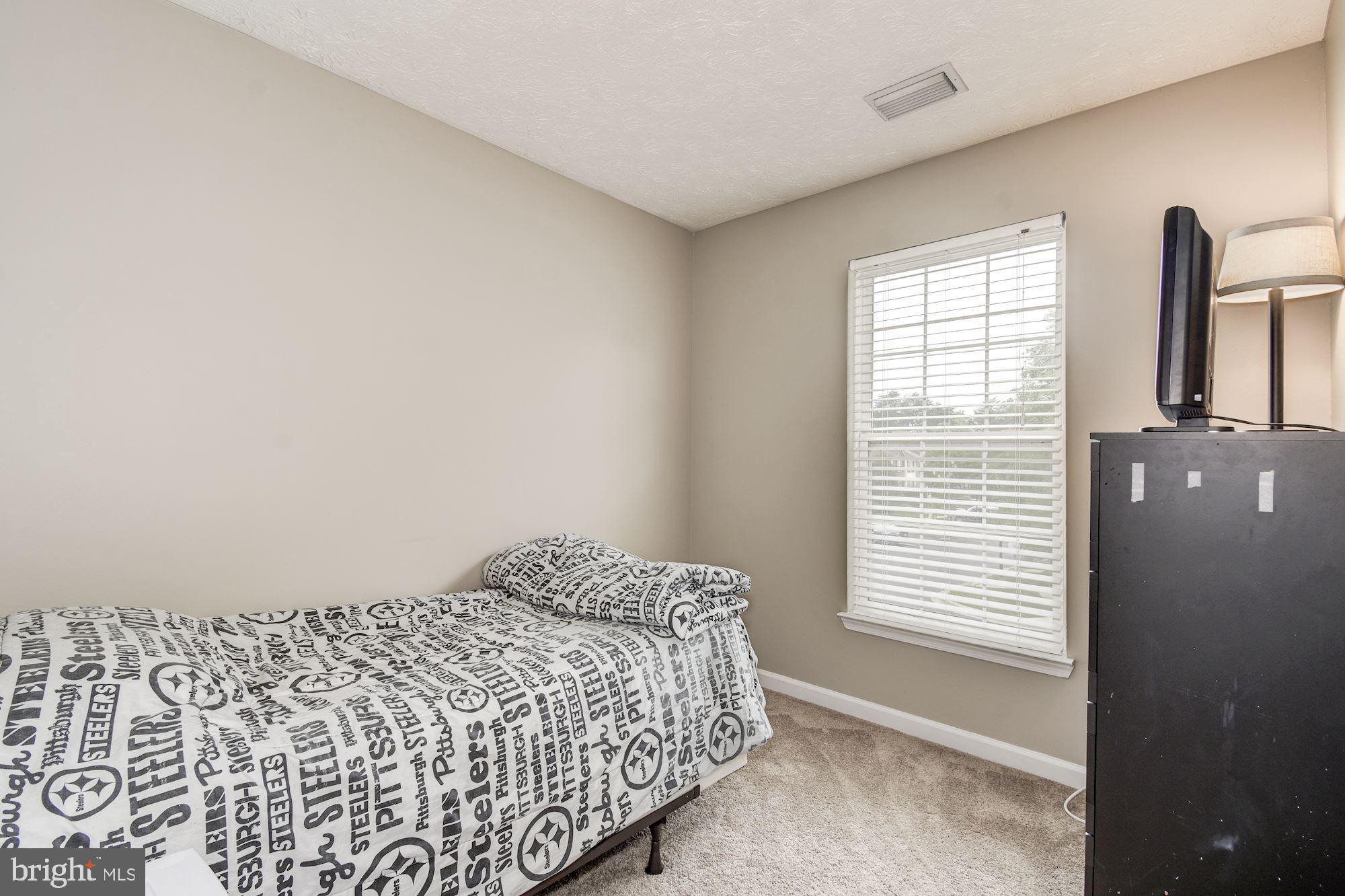 PINEY ORCHARD - Residential