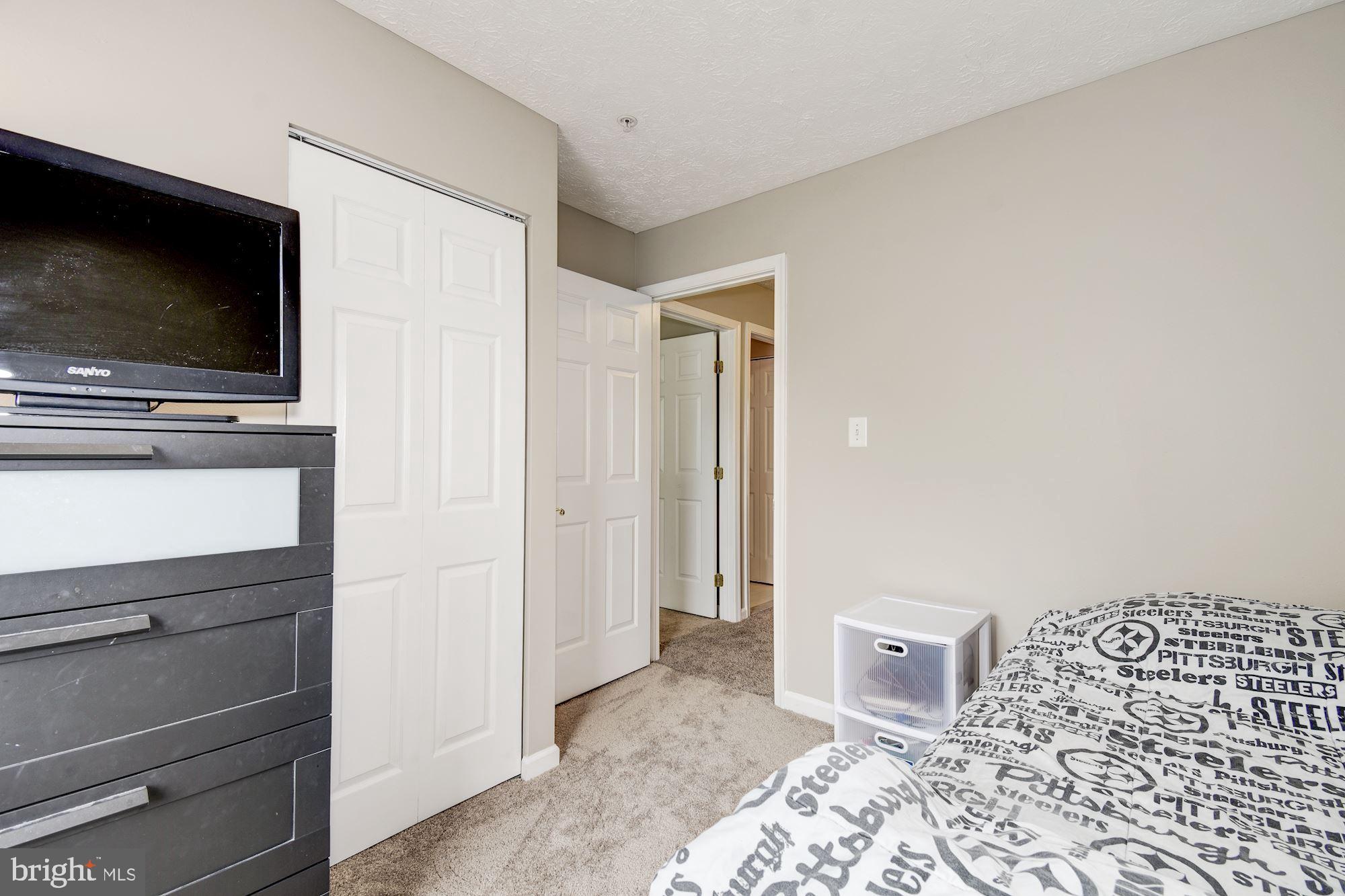 PINEY ORCHARD - Residential