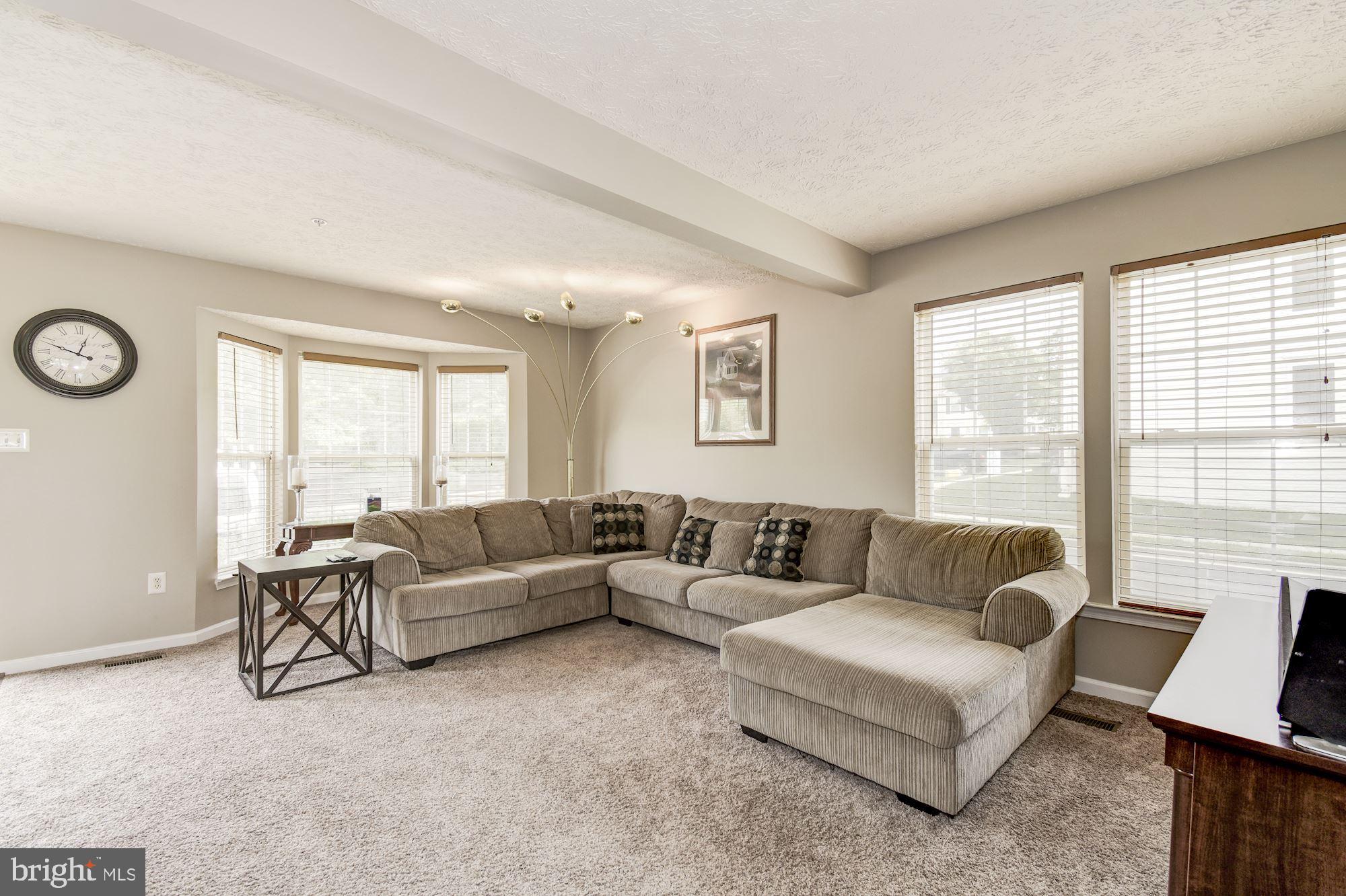 PINEY ORCHARD - Residential