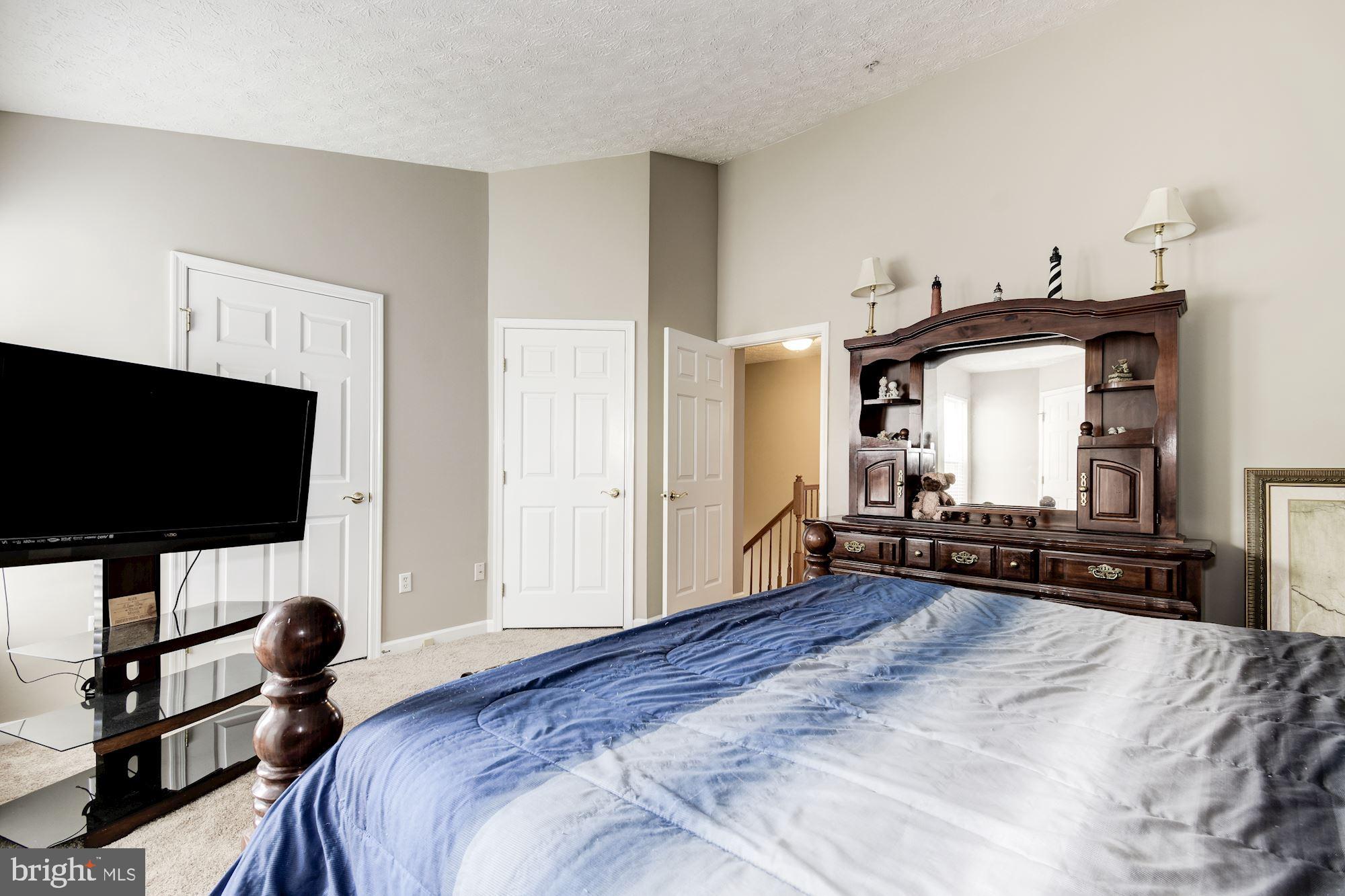 PINEY ORCHARD - Residential