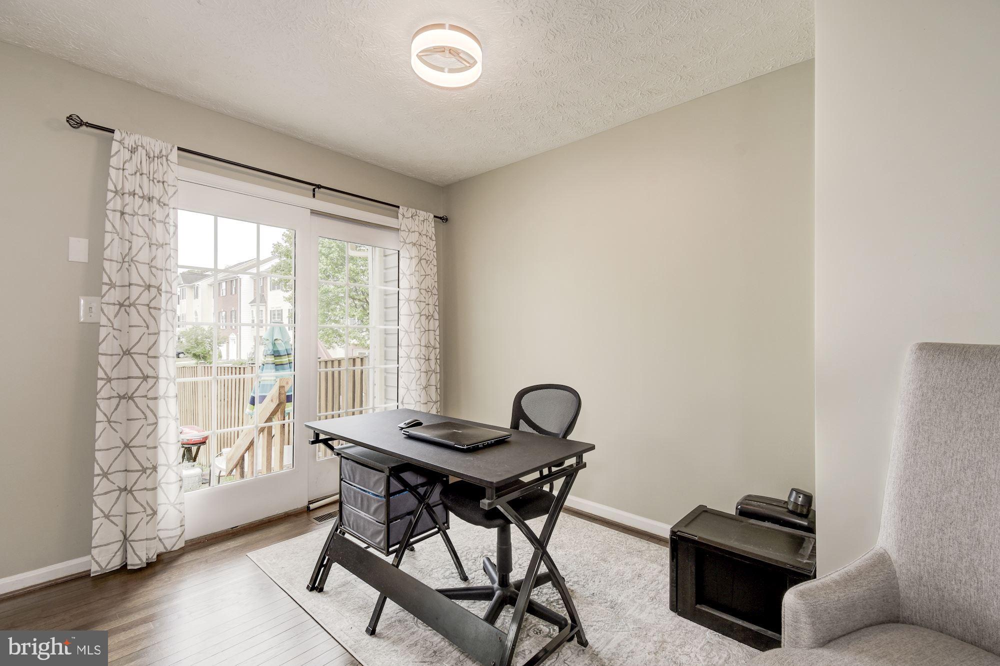 PINEY ORCHARD - Residential