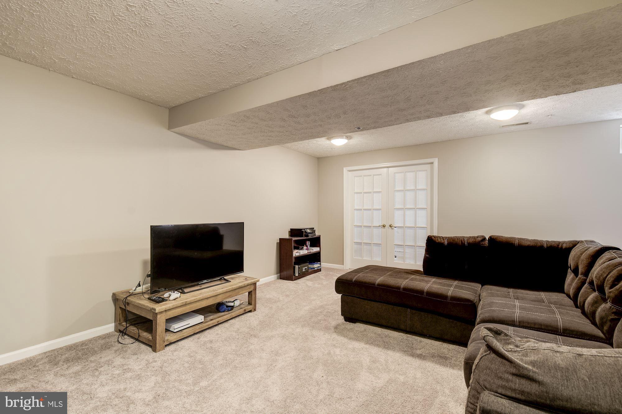 PINEY ORCHARD - Residential